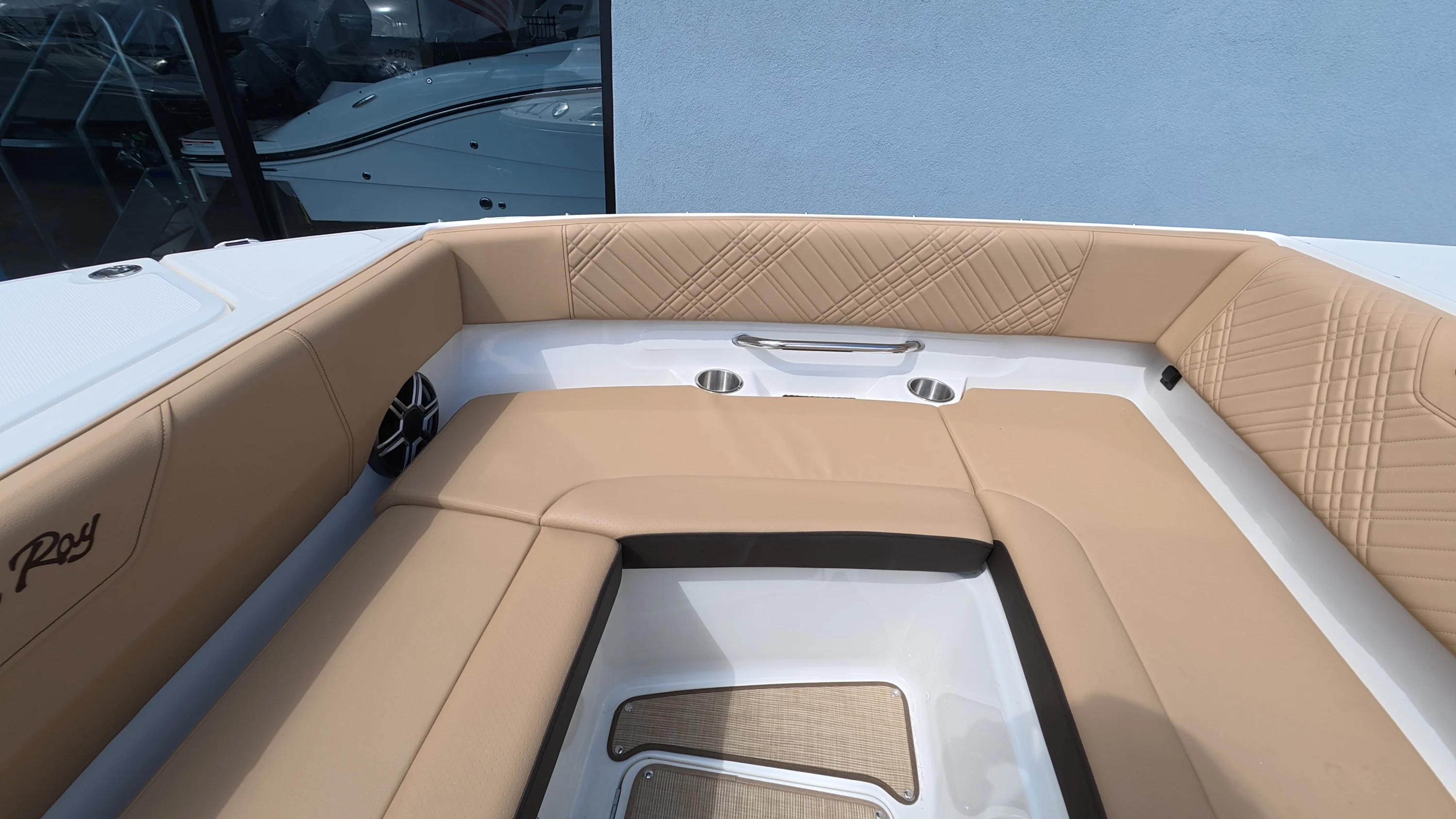 2026 Sea Ray SDX 270 Outboard Image Thumbnail #44