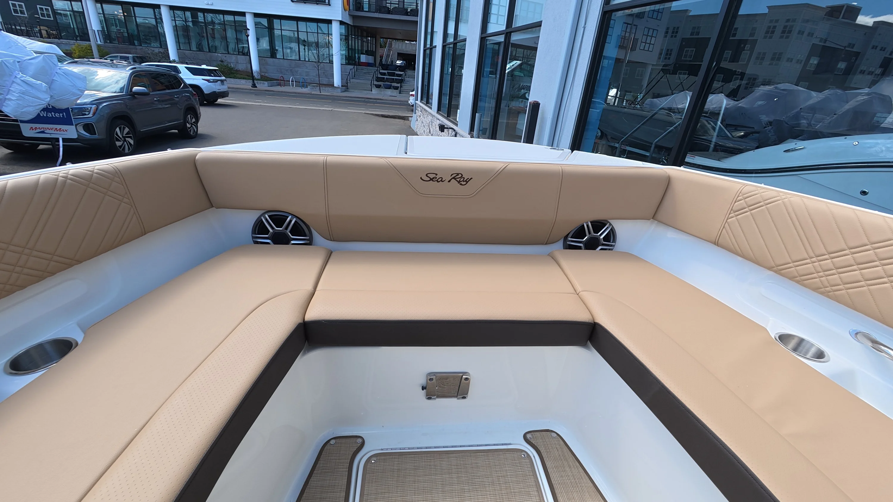 2026 Sea Ray SDX 270 Outboard Image Thumbnail #40