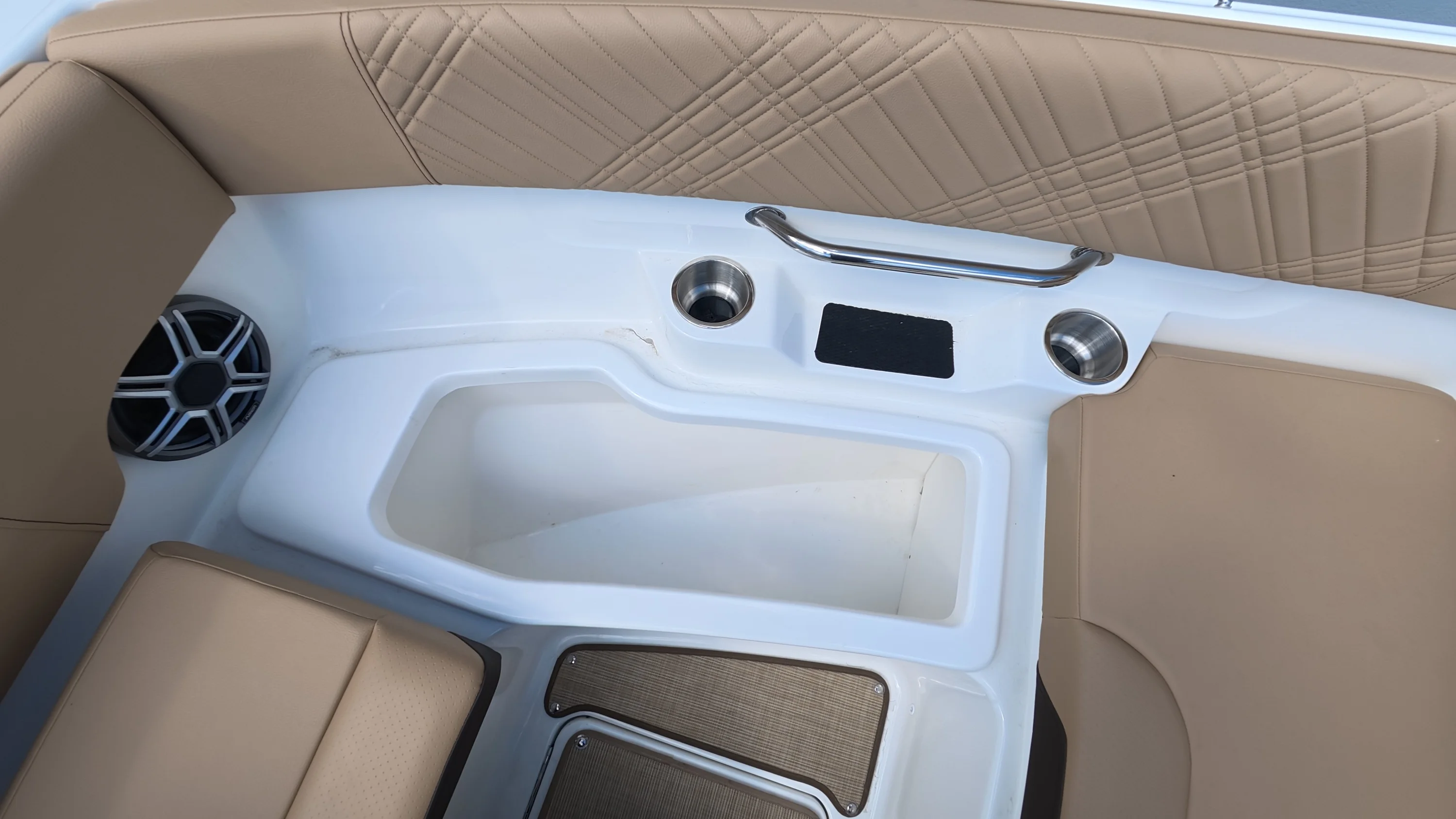 2026 Sea Ray SDX 270 Outboard Image Thumbnail #46