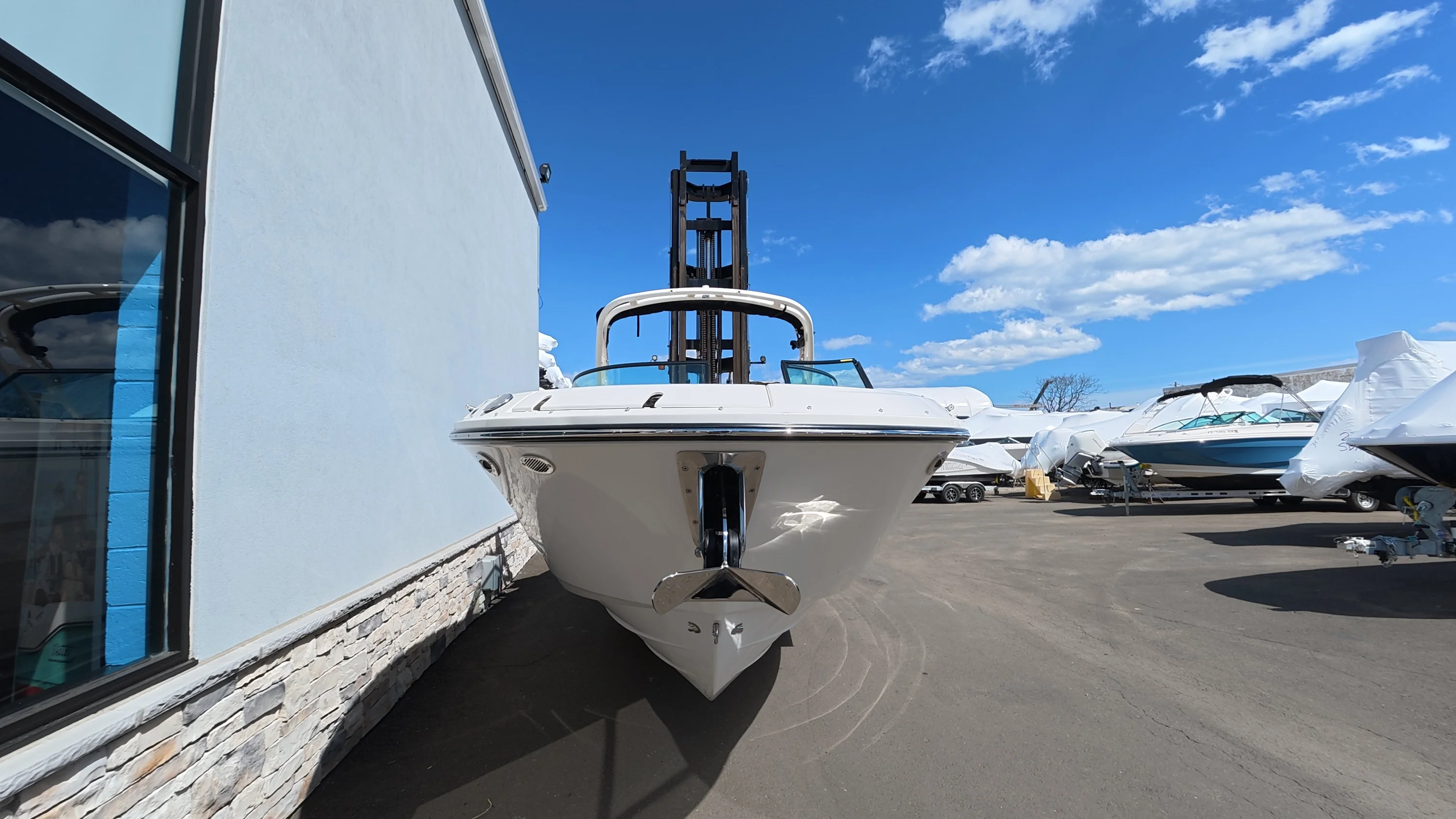 2026 Sea Ray SDX 270 Outboard Image Thumbnail #2