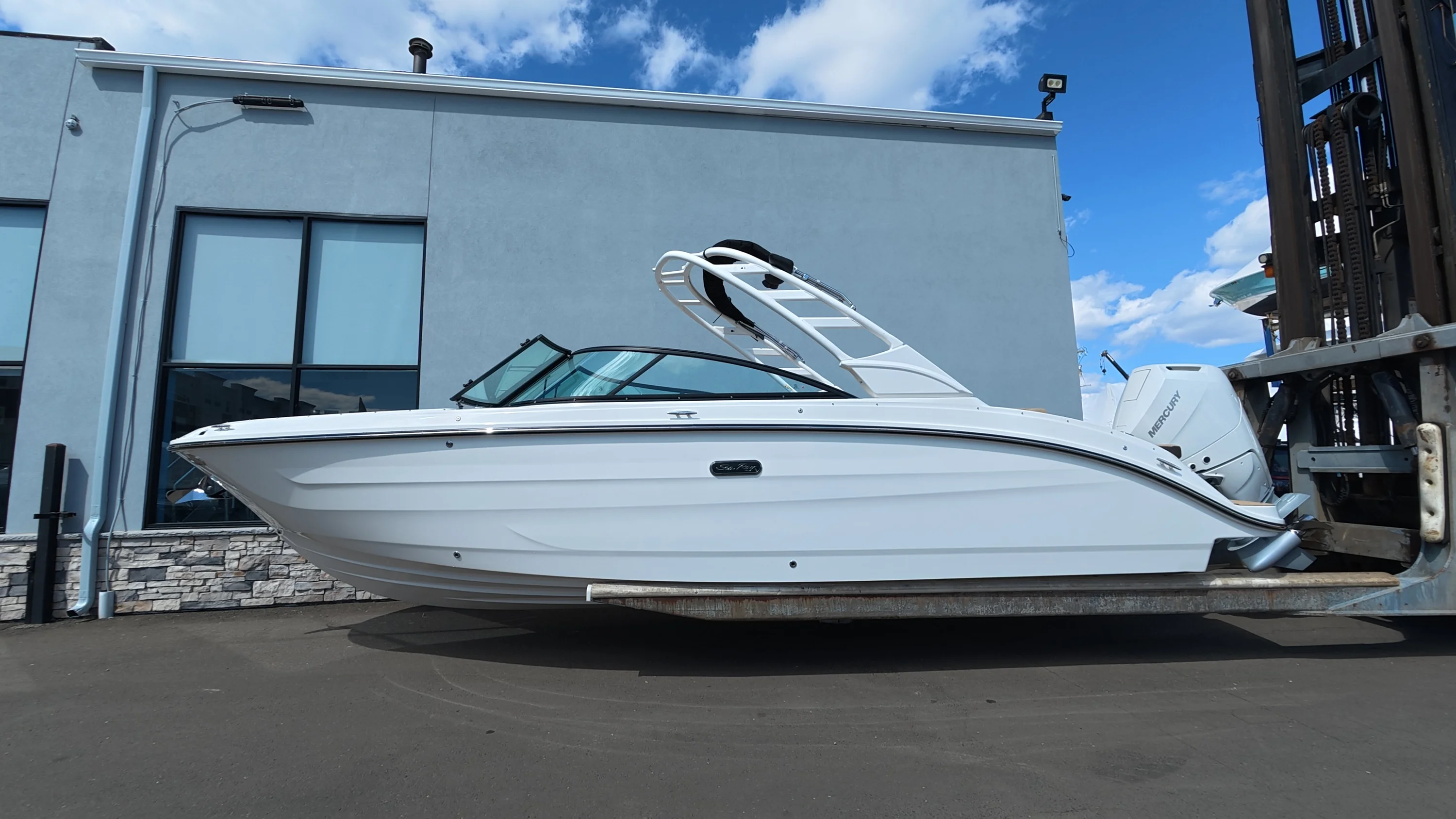 2026 Sea Ray SDX 270 Outboard Image Thumbnail #1