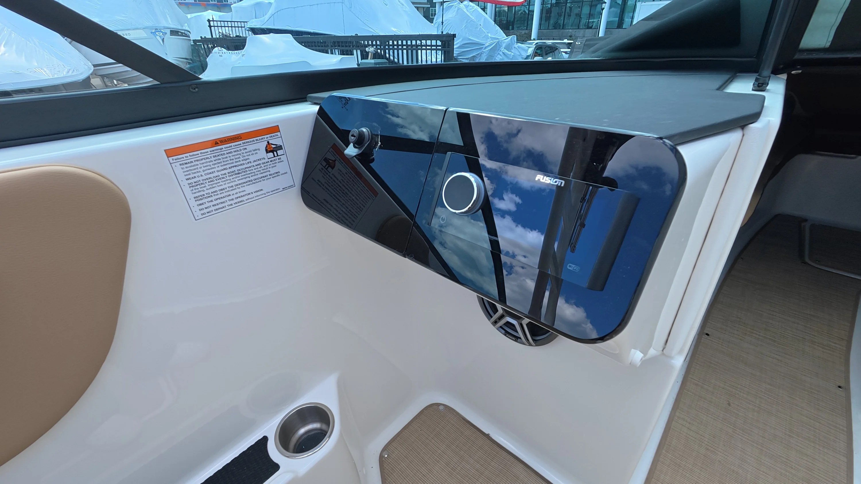 2026 Sea Ray SDX 270 Outboard Image Thumbnail #30