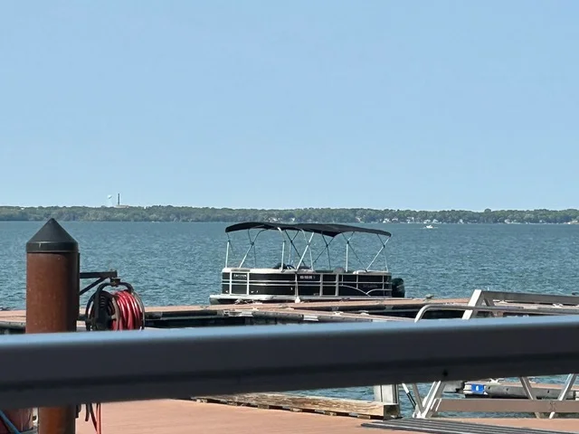 2016 Sylvan MIRAGE 8520 LZ Image Thumbnail #1