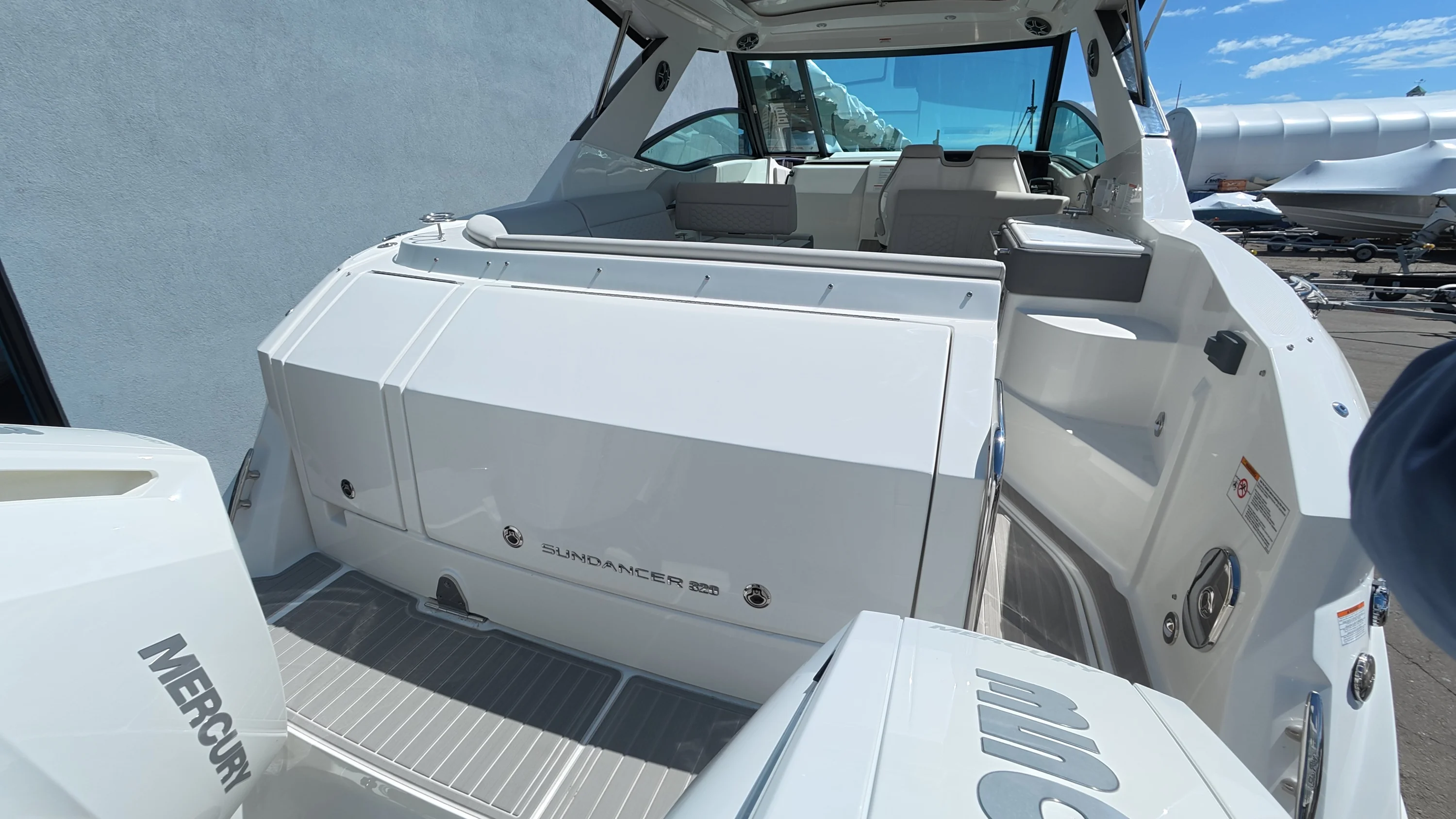 2026 Sea Ray Sundancer 320 Outboard Image Thumbnail #5