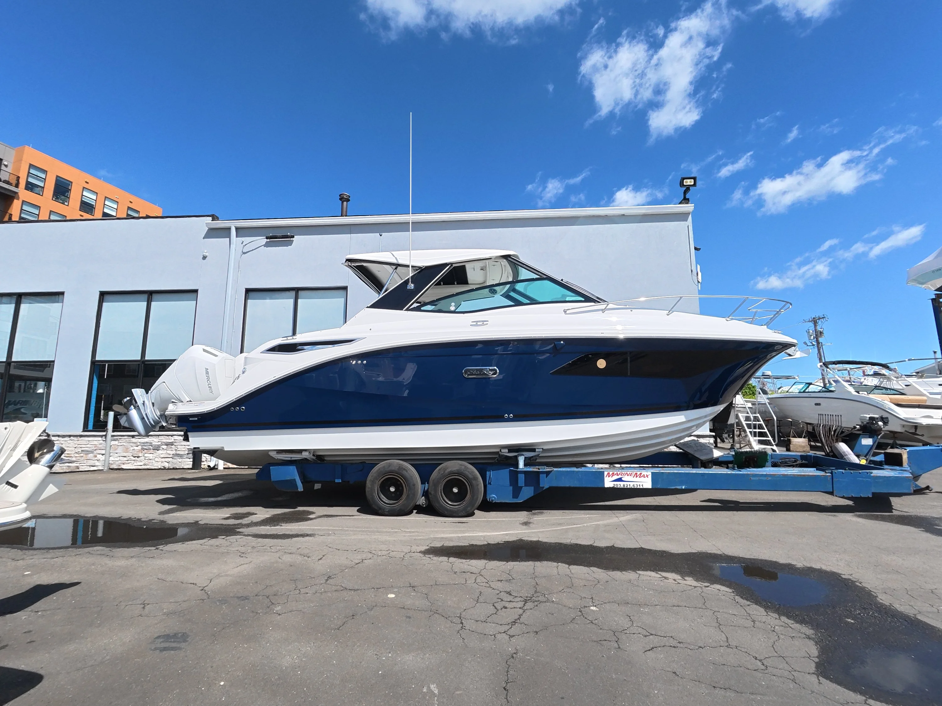 2026 Sea Ray Sundancer 320 Outboard Image Thumbnail #0