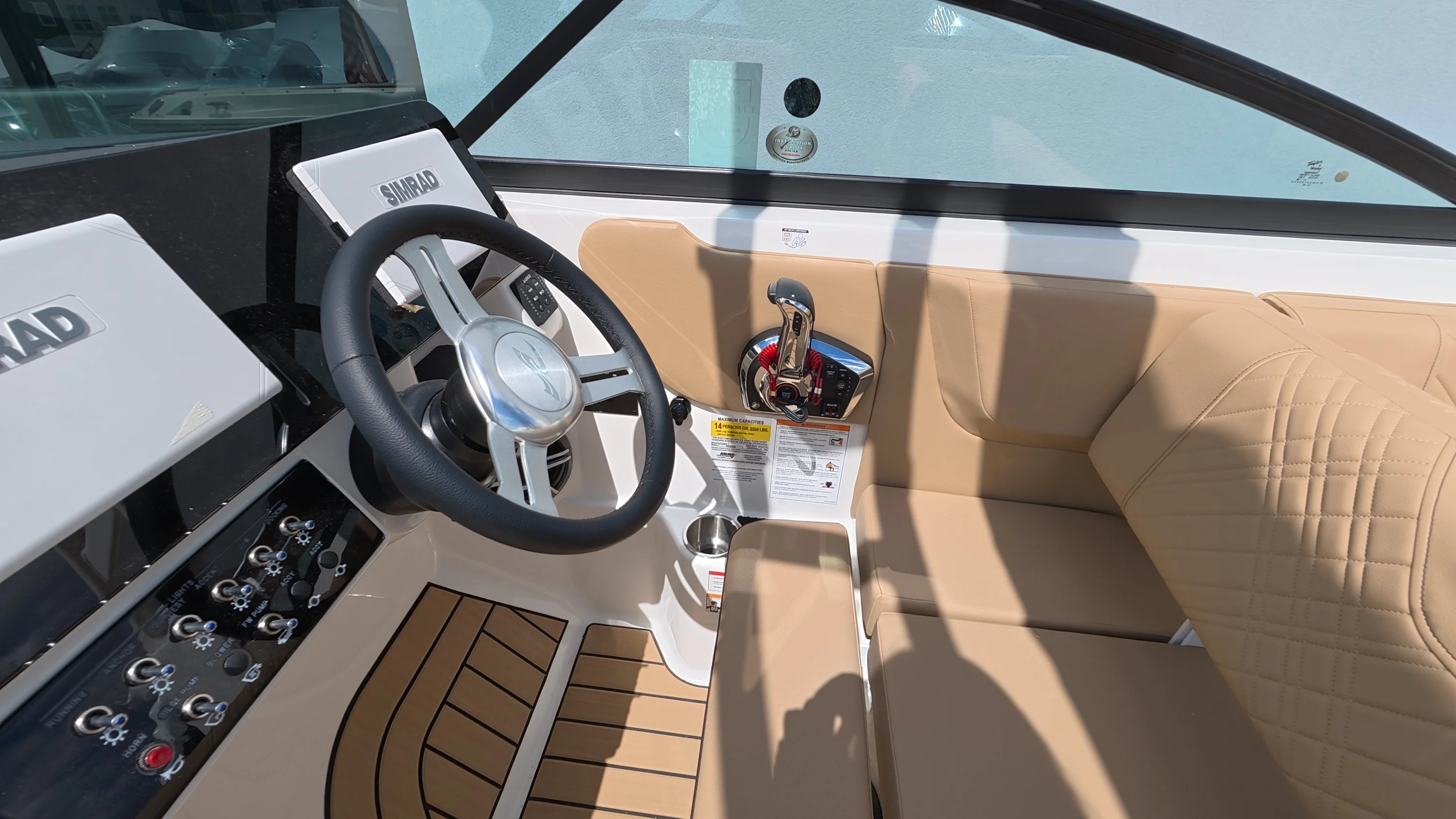 2026 Sea Ray SDX 250 Outboard Image Thumbnail #39