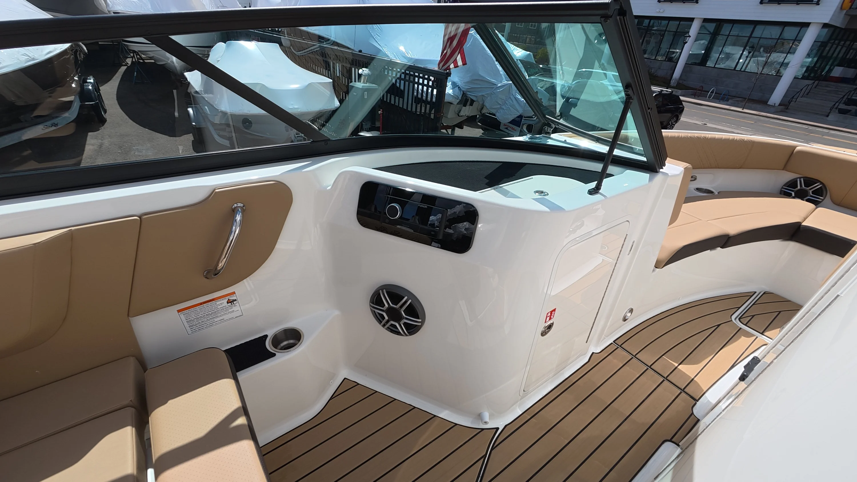 2026 Sea Ray SDX 250 Outboard Image Thumbnail #27