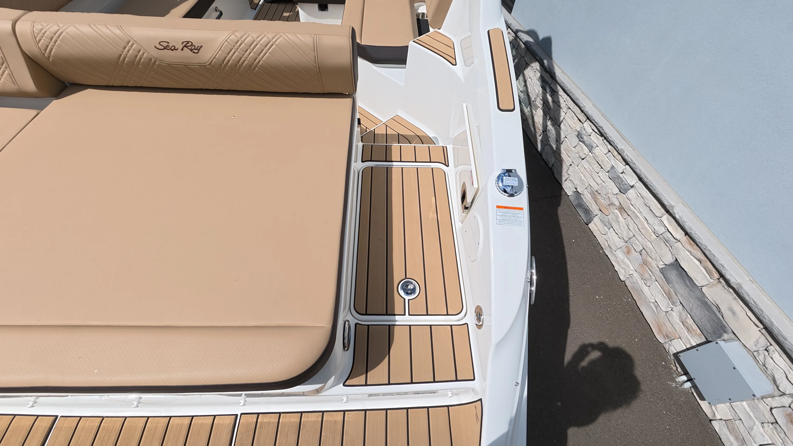 2026 Sea Ray SDX 250 Outboard Image Thumbnail #9