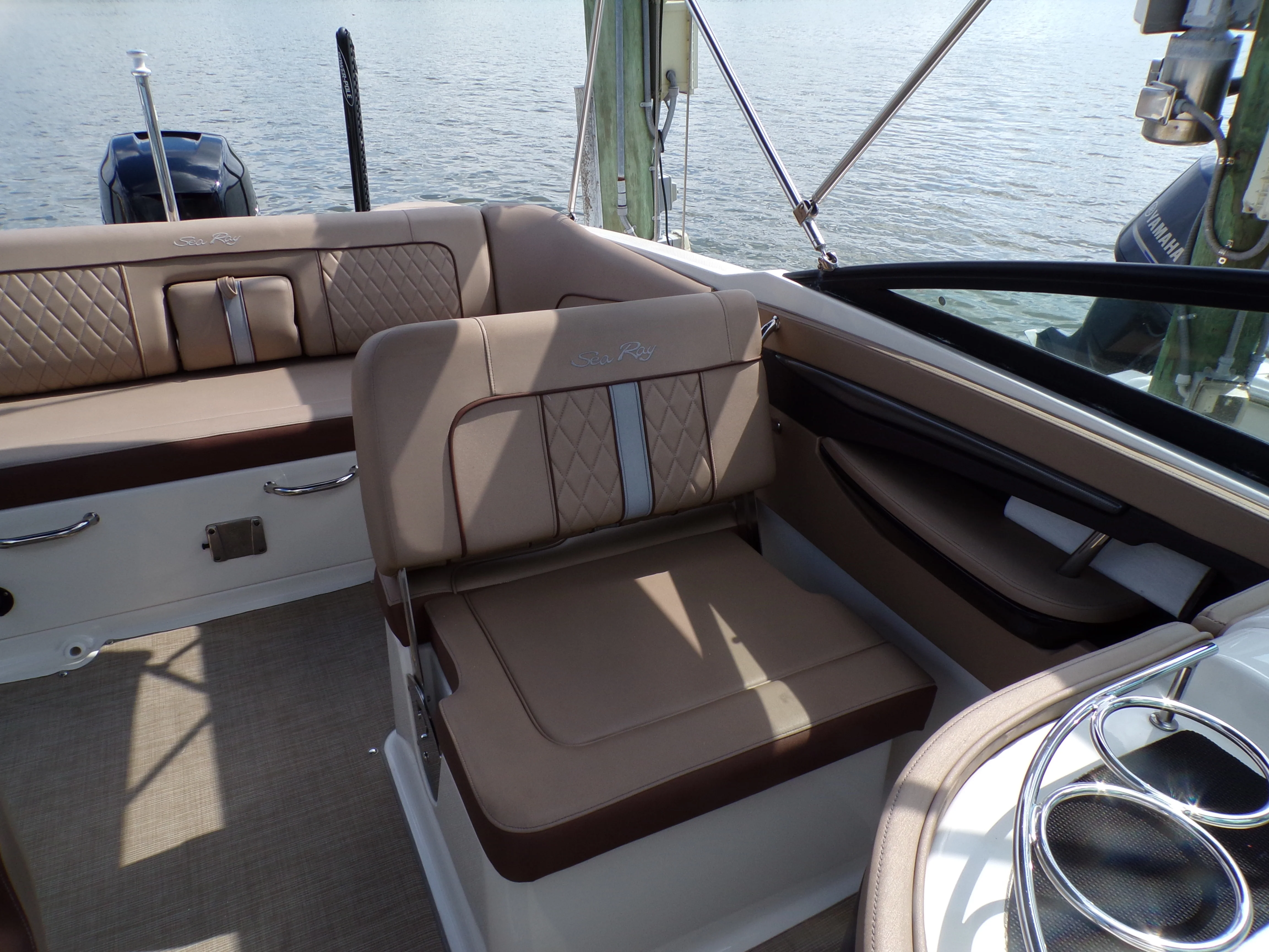 2017 Sea Ray 240 SDX Image Thumbnail #10