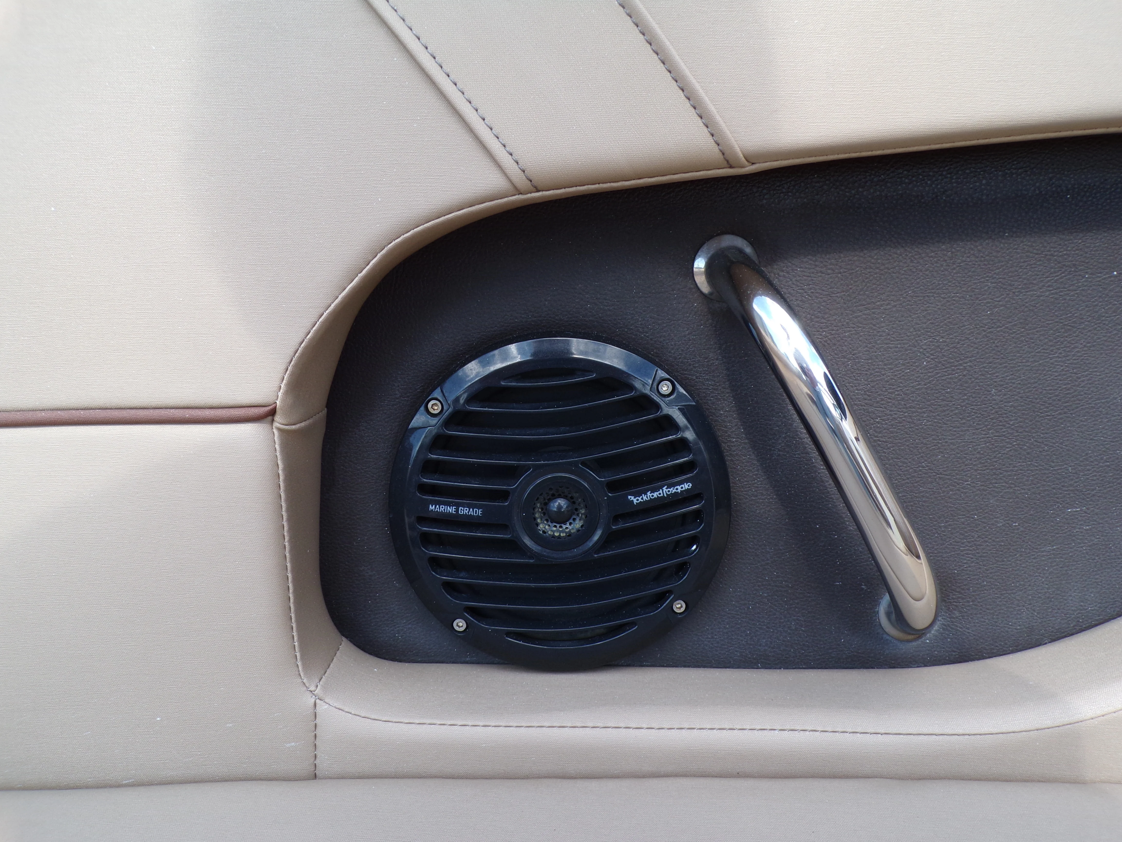 2017 Sea Ray 240 SDX Image Thumbnail #37