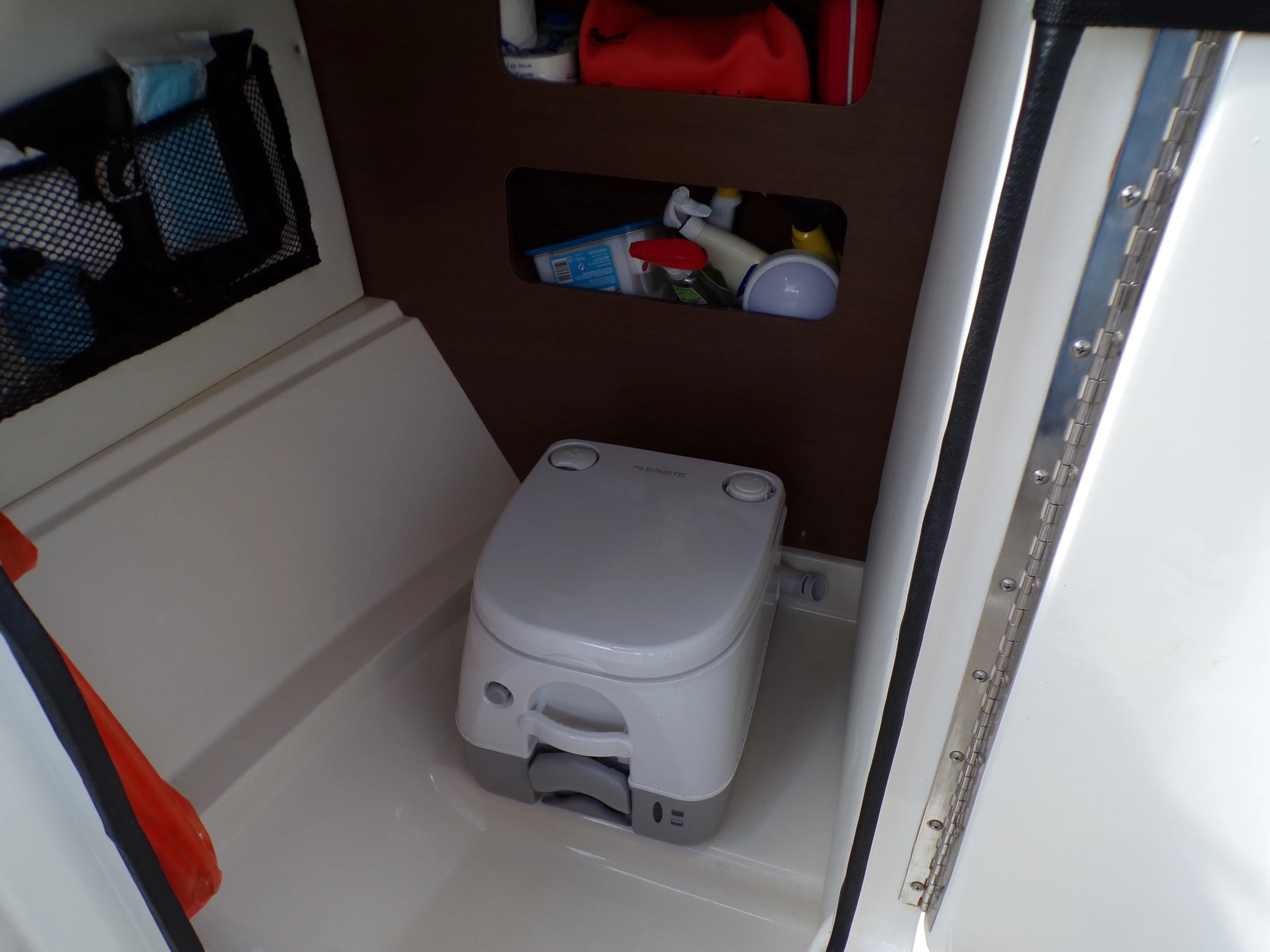 2017 Sea Ray 240 SDX Image Thumbnail #30