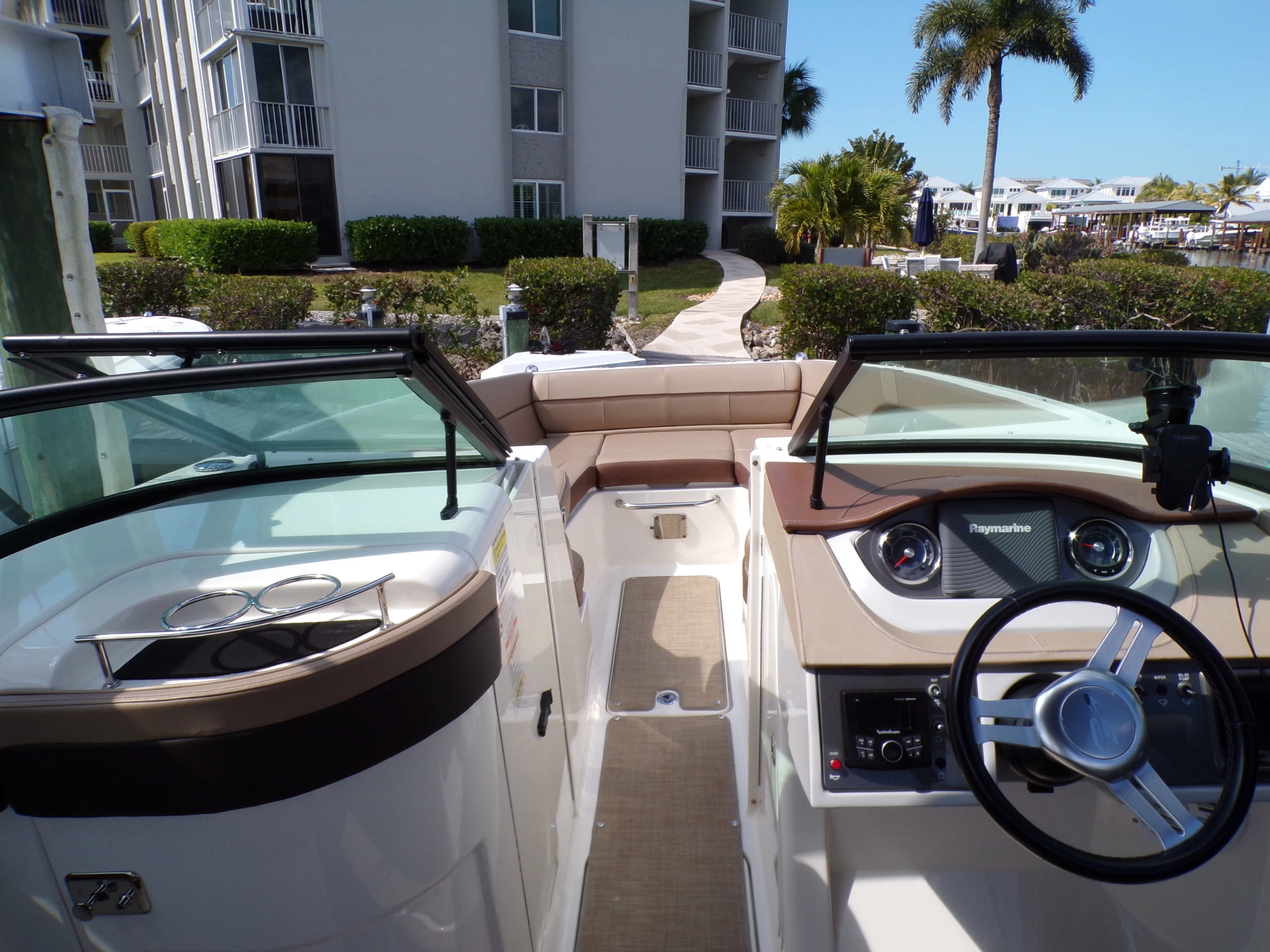 2017 Sea Ray 240 SDX Image Thumbnail #12