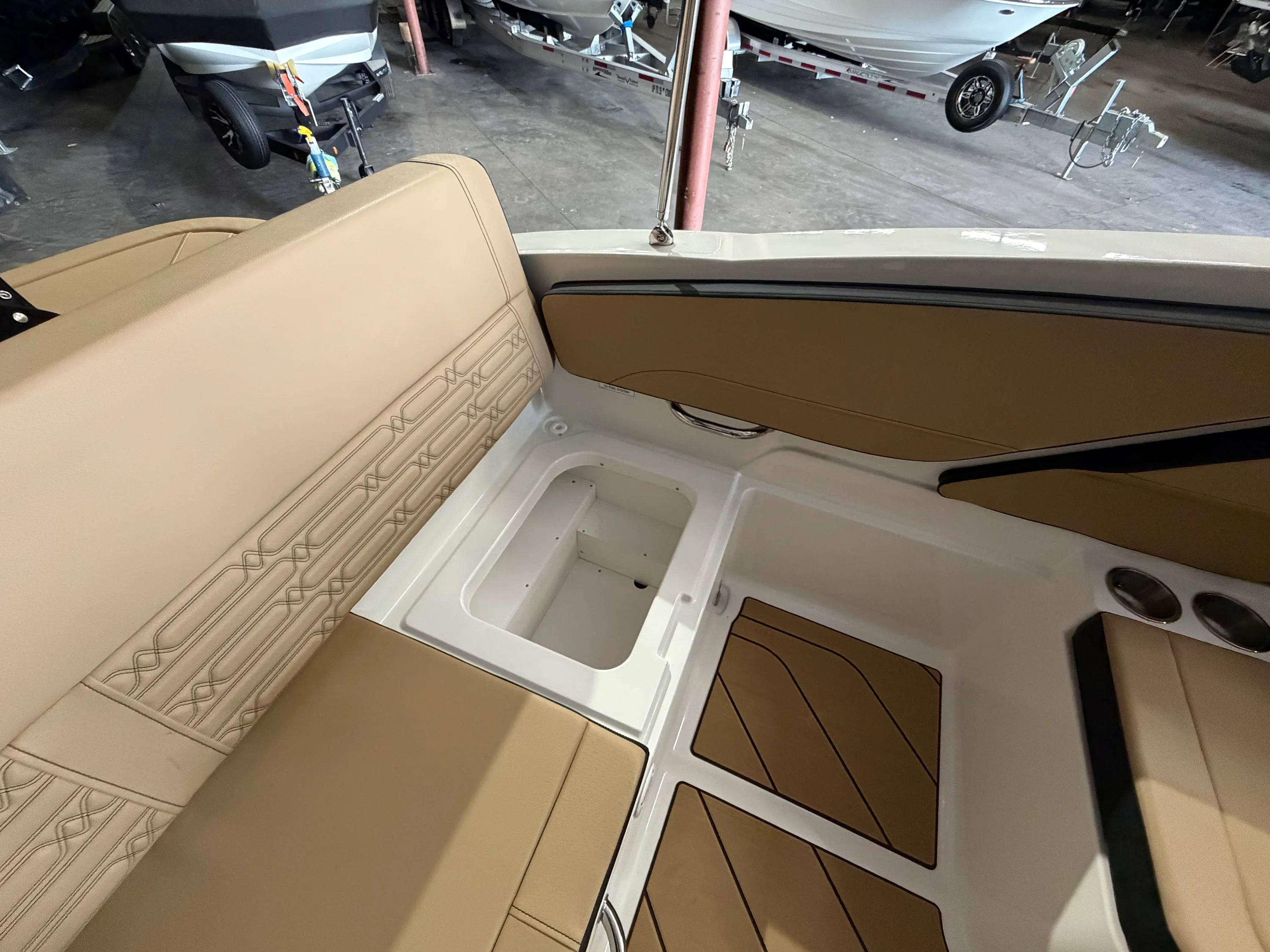 2026 Sea Ray SPX 210 Image Thumbnail #25