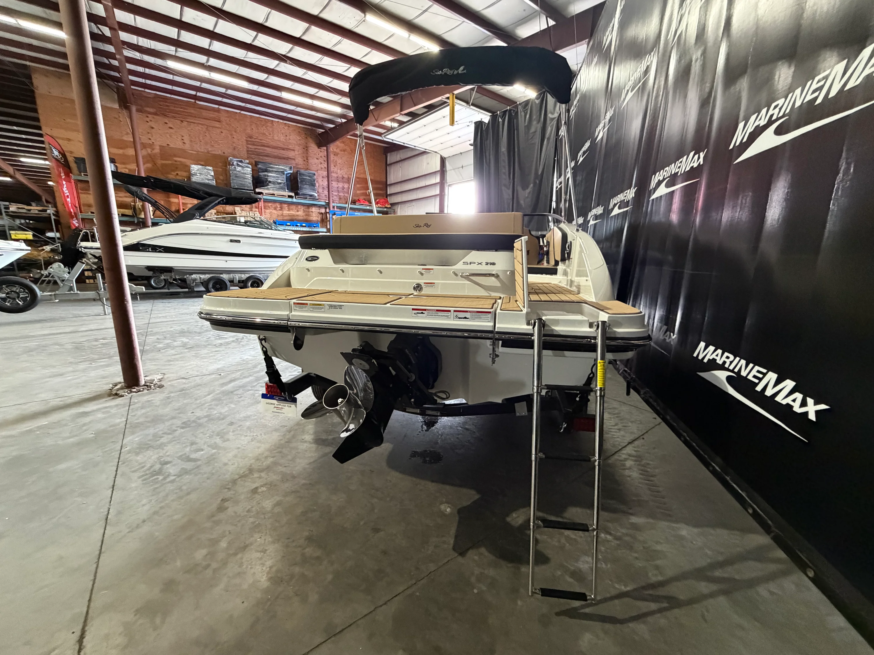 2026 Sea Ray SPX 210 Image Thumbnail #8