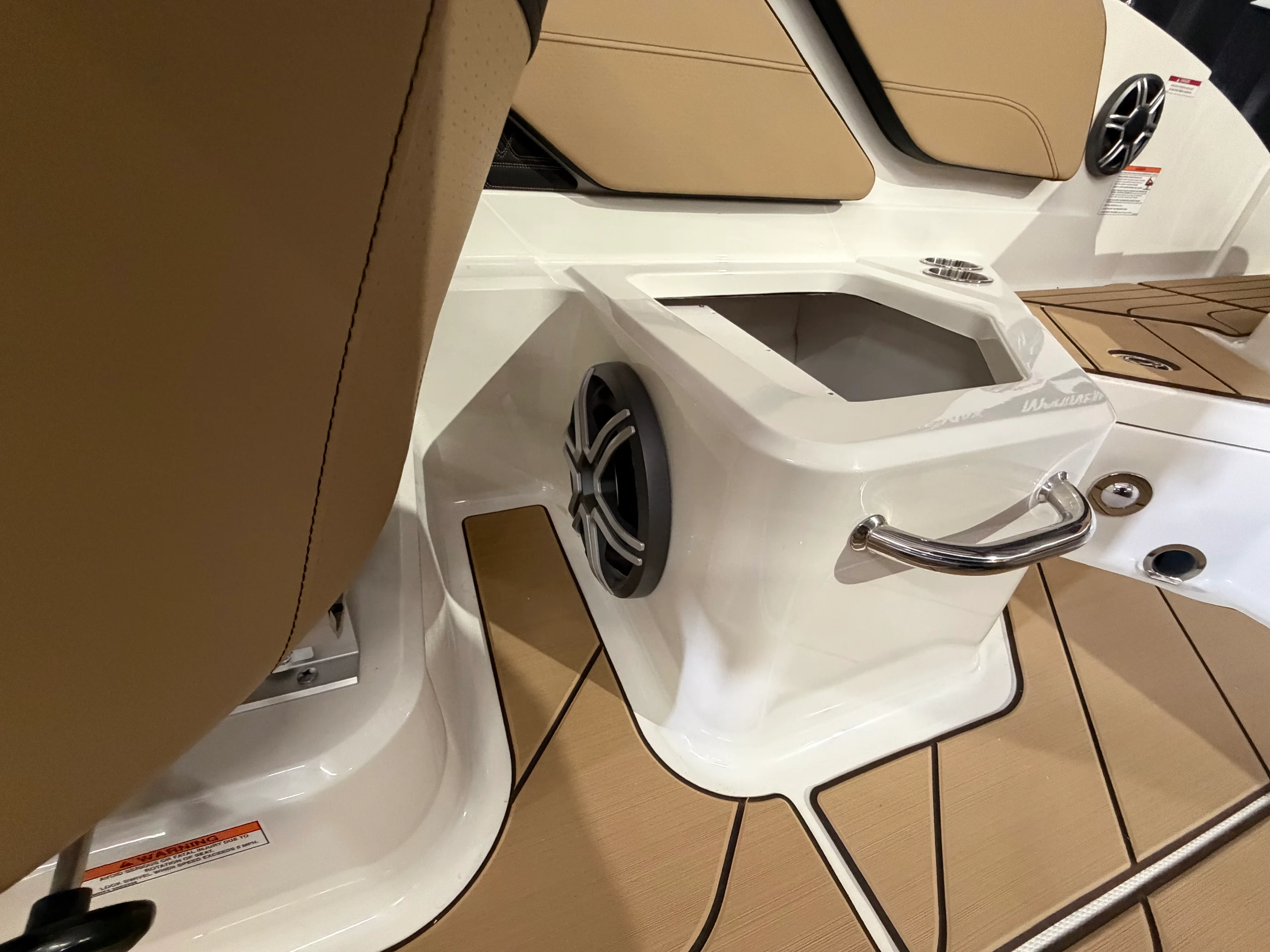 2026 Sea Ray SPX 210 Image Thumbnail #19