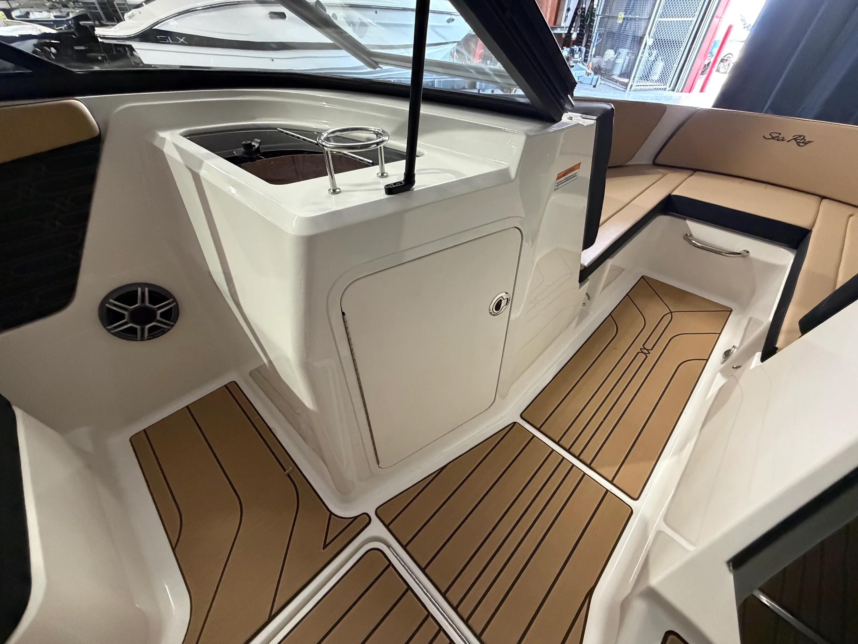2026 Sea Ray SPX 210 Image Thumbnail #34
