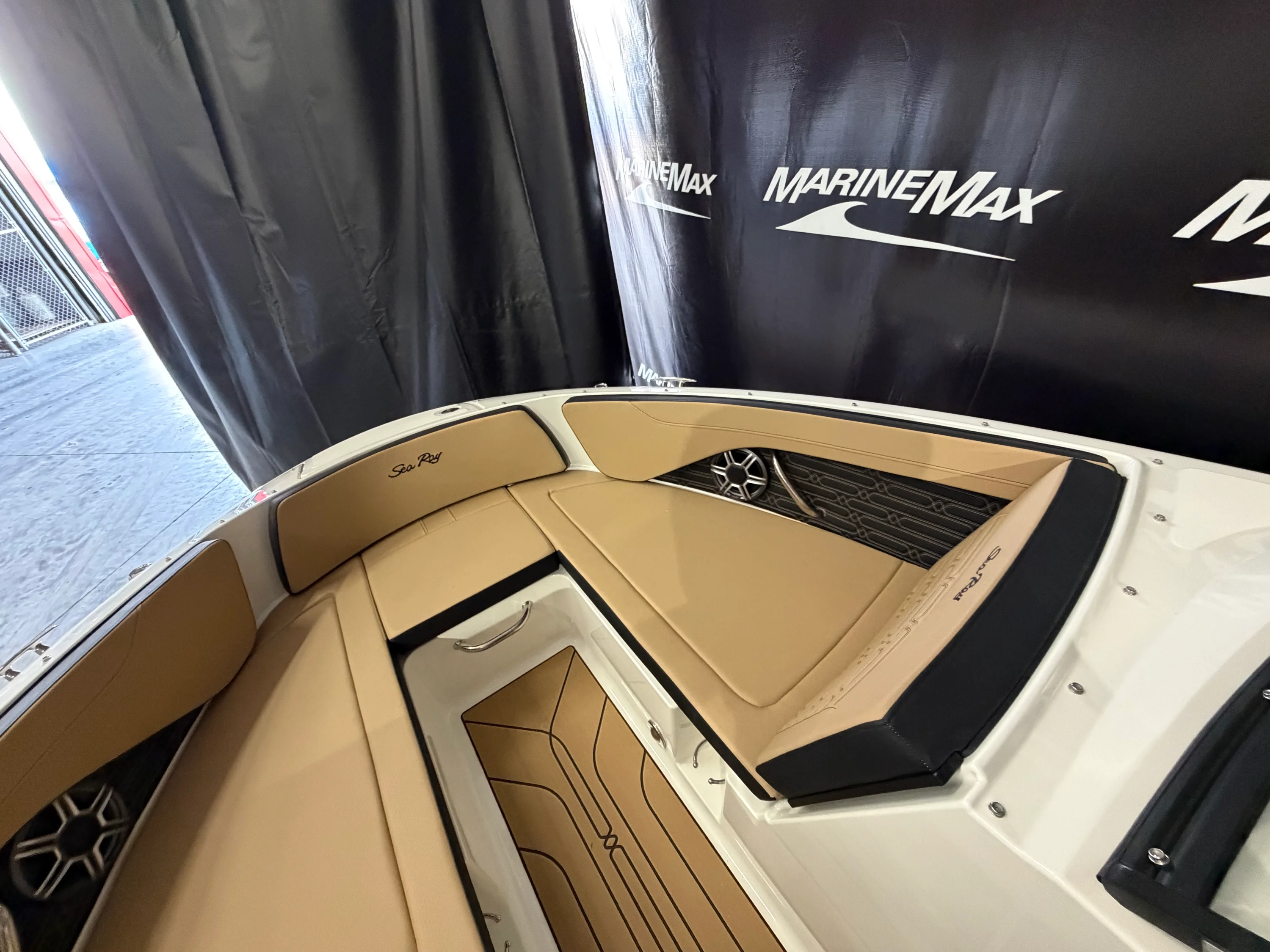 2026 Sea Ray SPX 210 Image Thumbnail #45