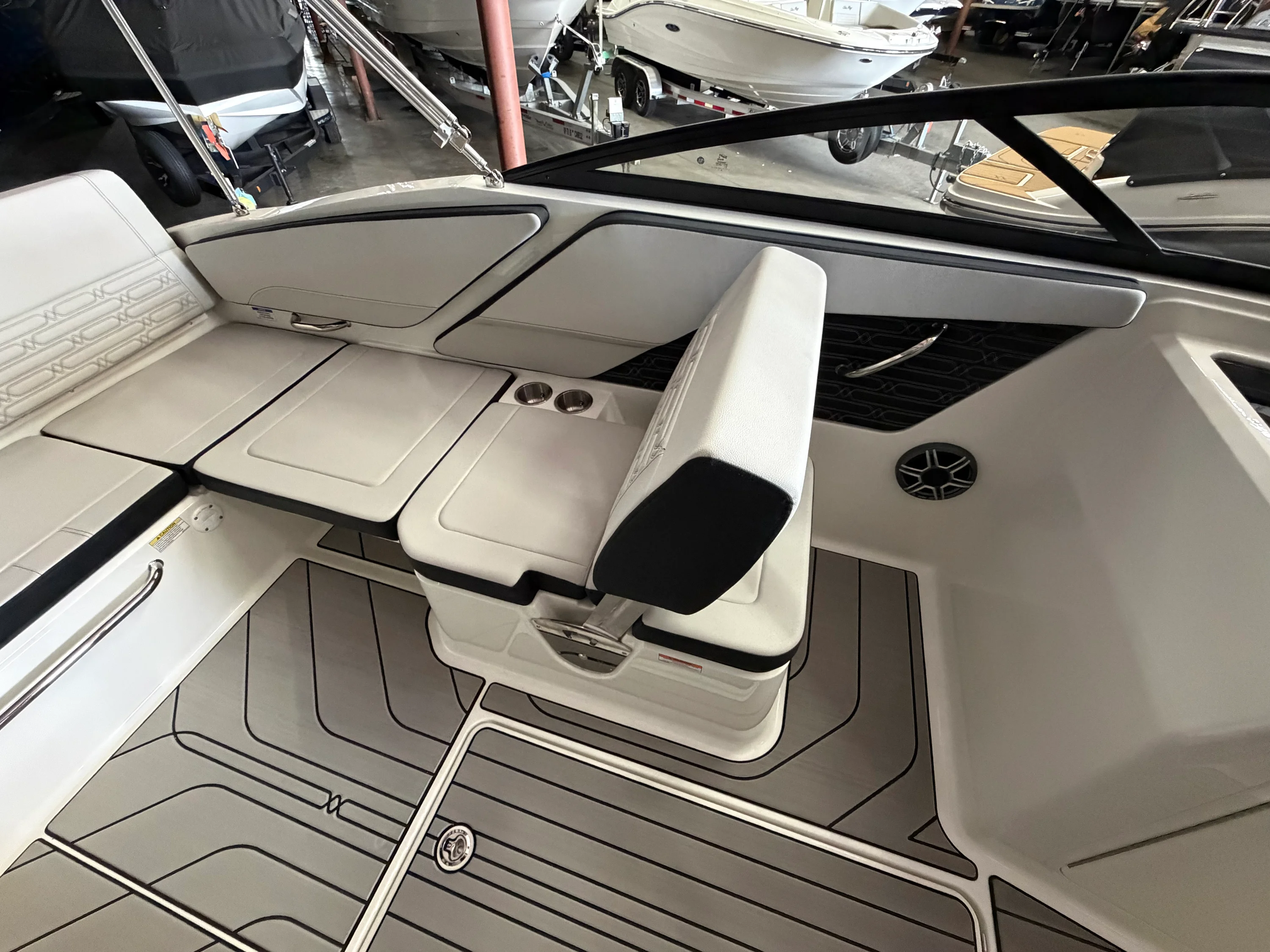 2026 Sea Ray SPX 210 Image Thumbnail #24