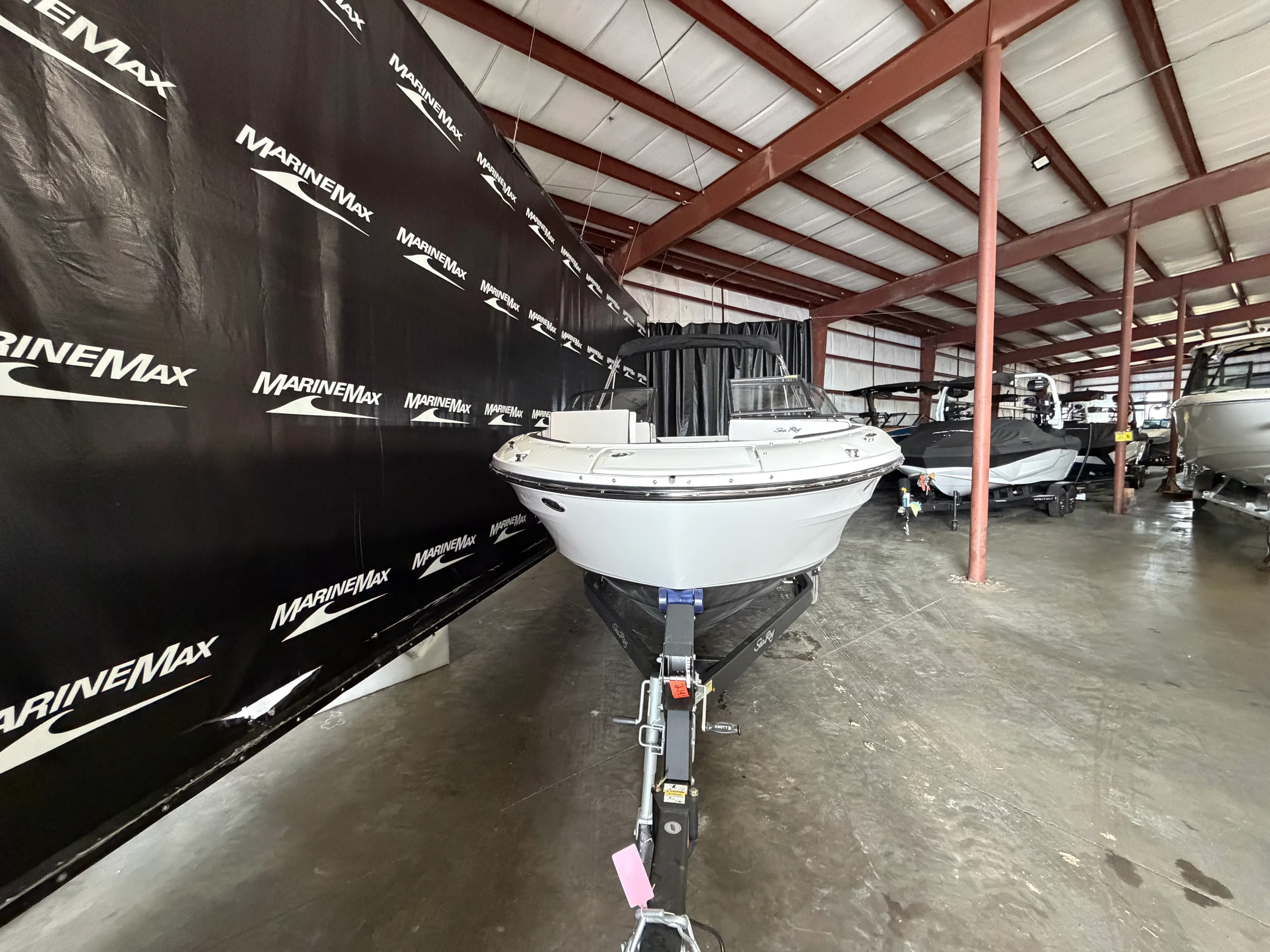 2026 Sea Ray SPX 210 Image Thumbnail #2