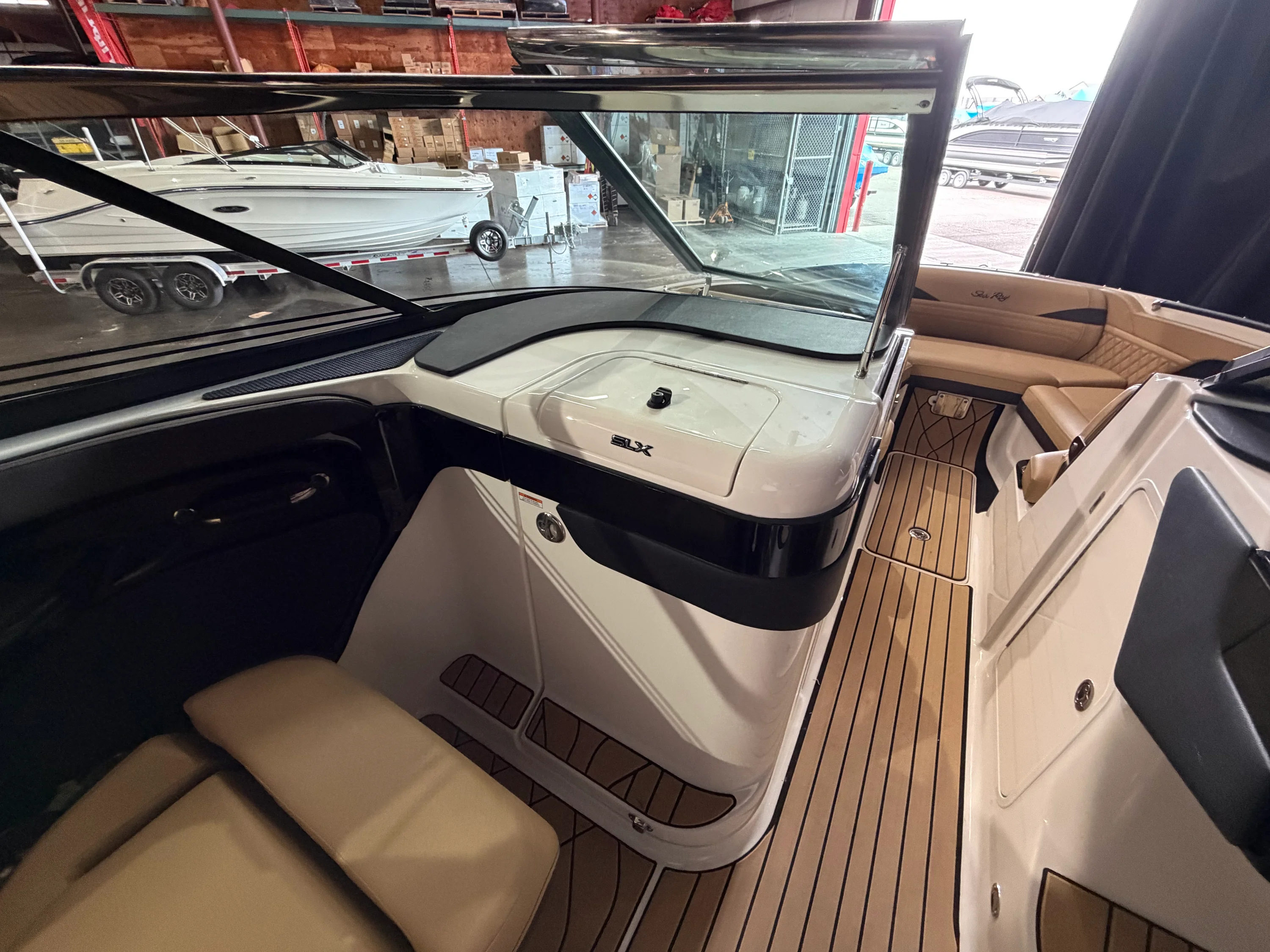 2026 Sea Ray SLX 280 Image Thumbnail #42