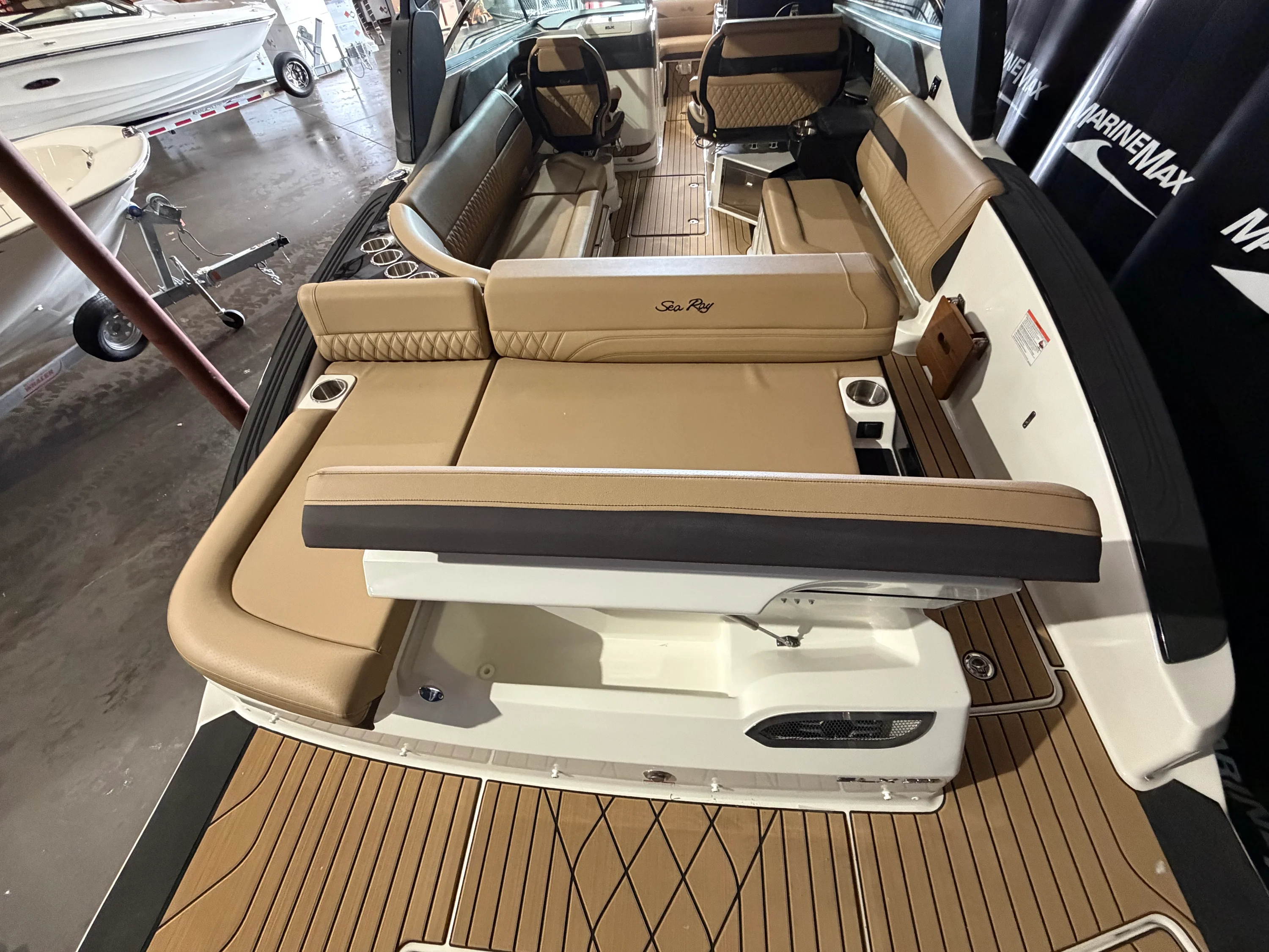 2026 Sea Ray SLX 280 Image Thumbnail #13