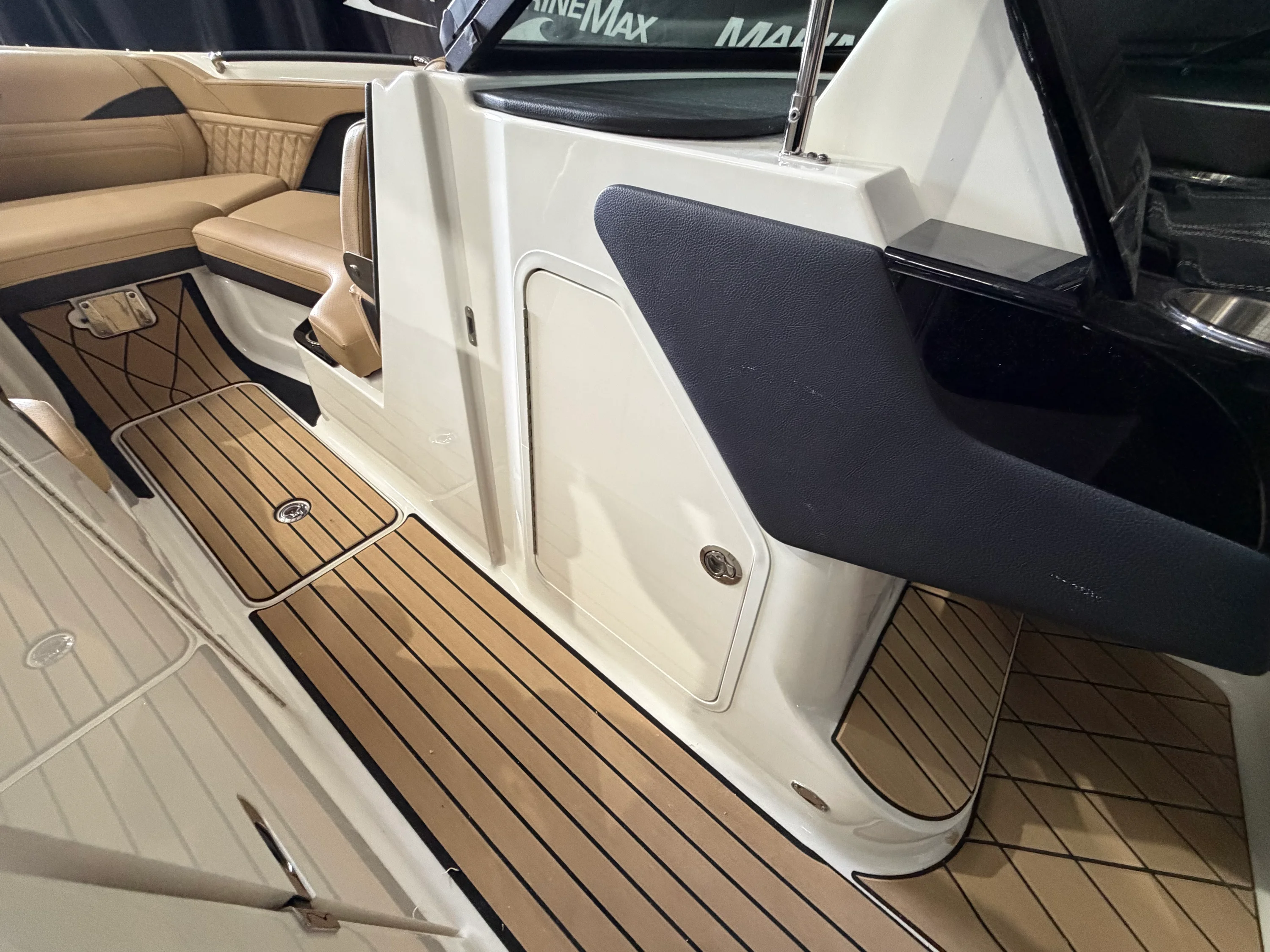 2026 Sea Ray SLX 280 Image Thumbnail #45