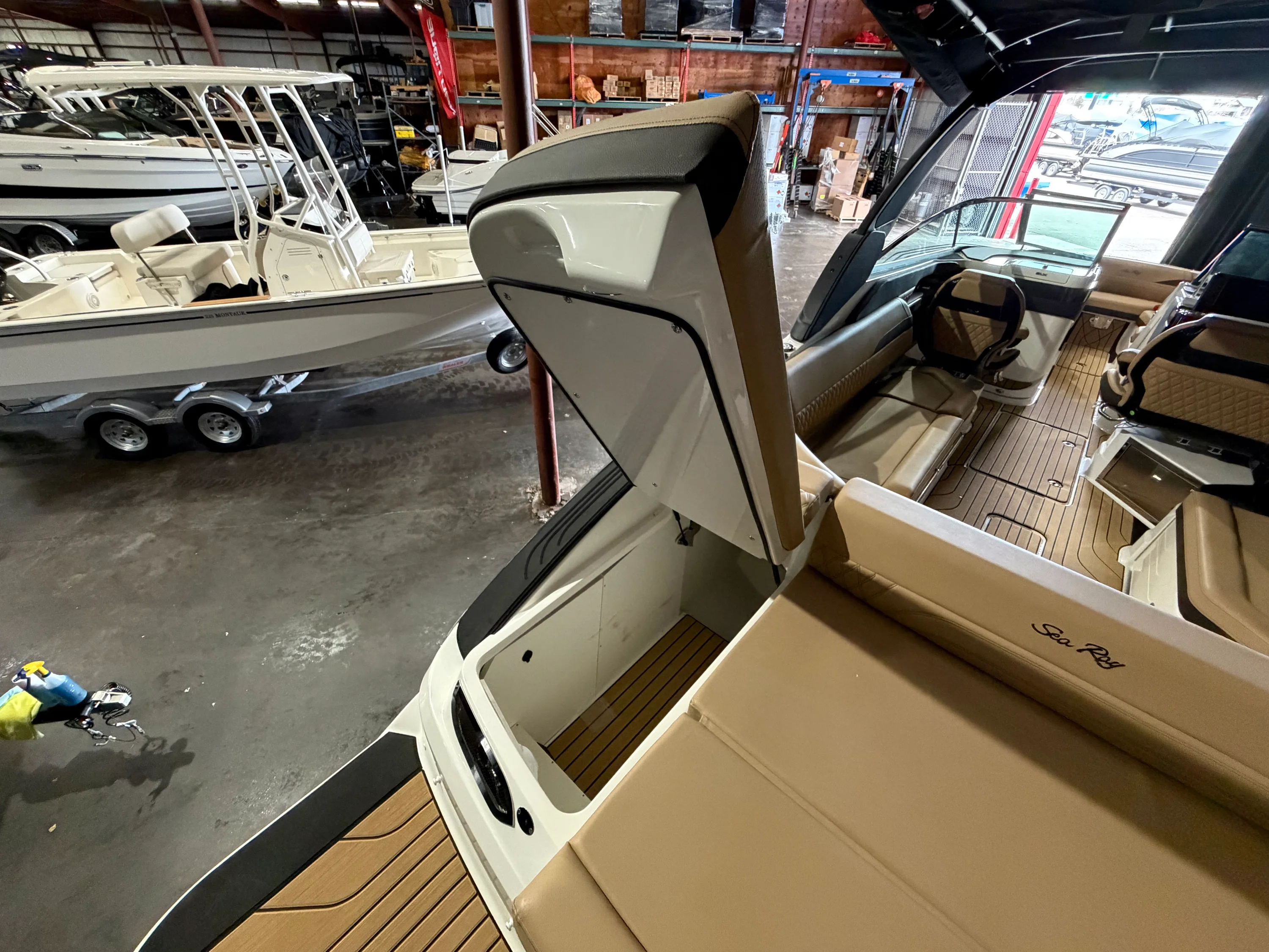 2026 Sea Ray SLX 280 Image Thumbnail #11