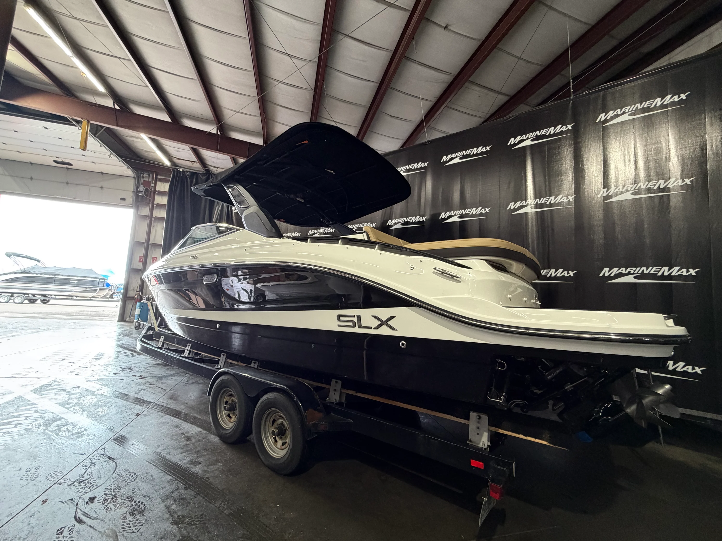 2026 Sea Ray SLX 280 Image Thumbnail #6