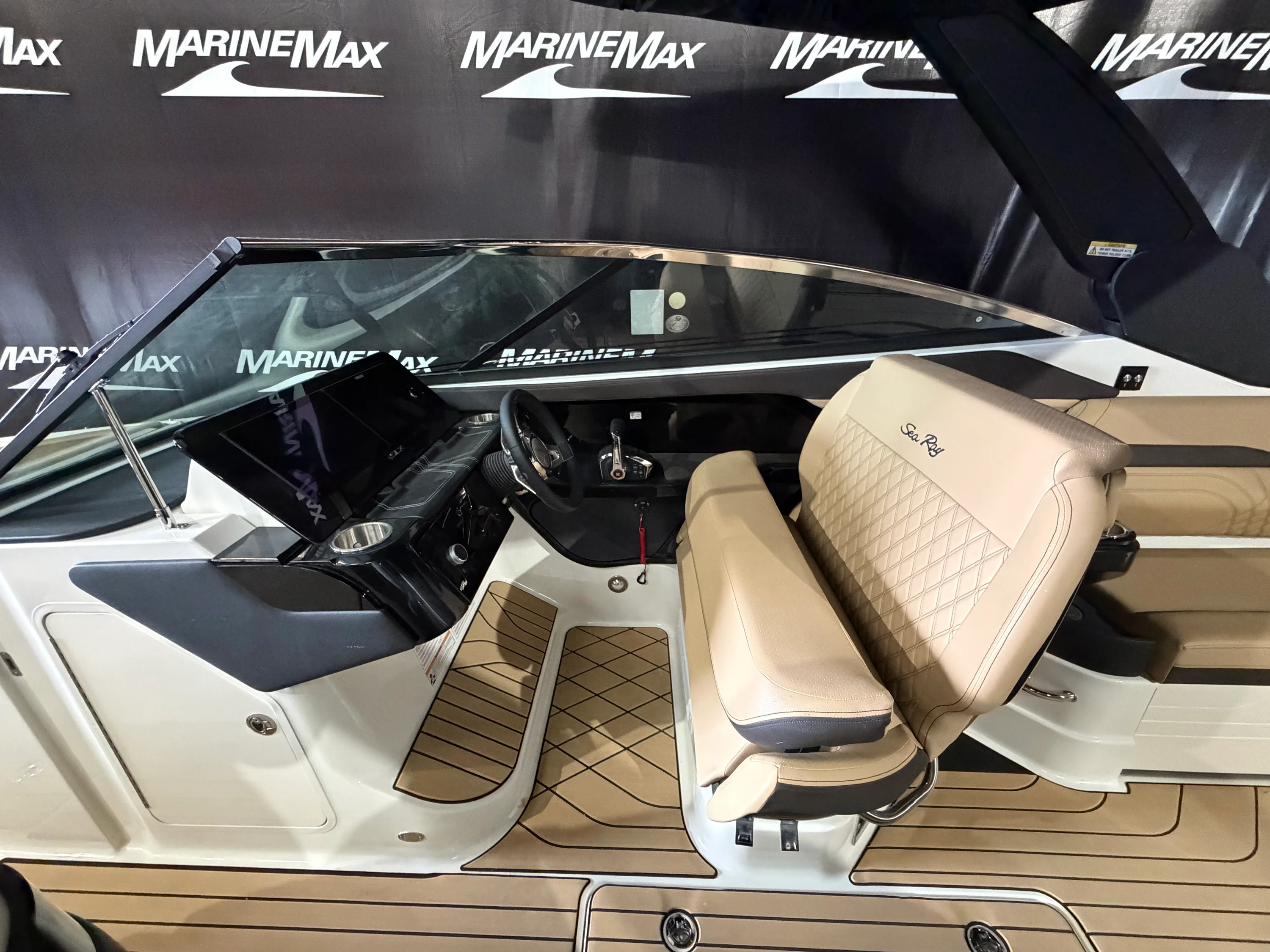 2026 Sea Ray SLX 280 Image Thumbnail #32