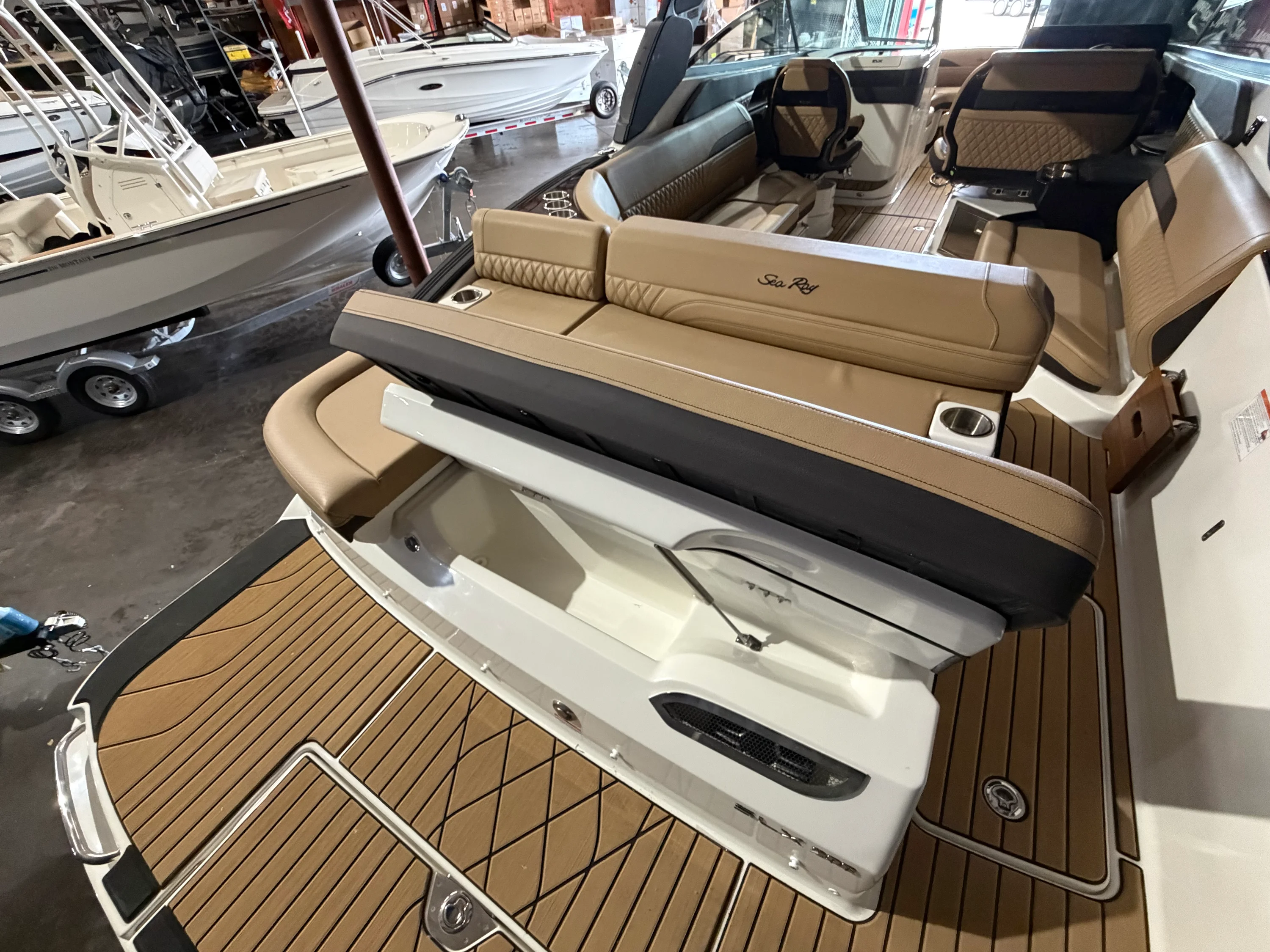 2026 Sea Ray SLX 280 Image Thumbnail #14