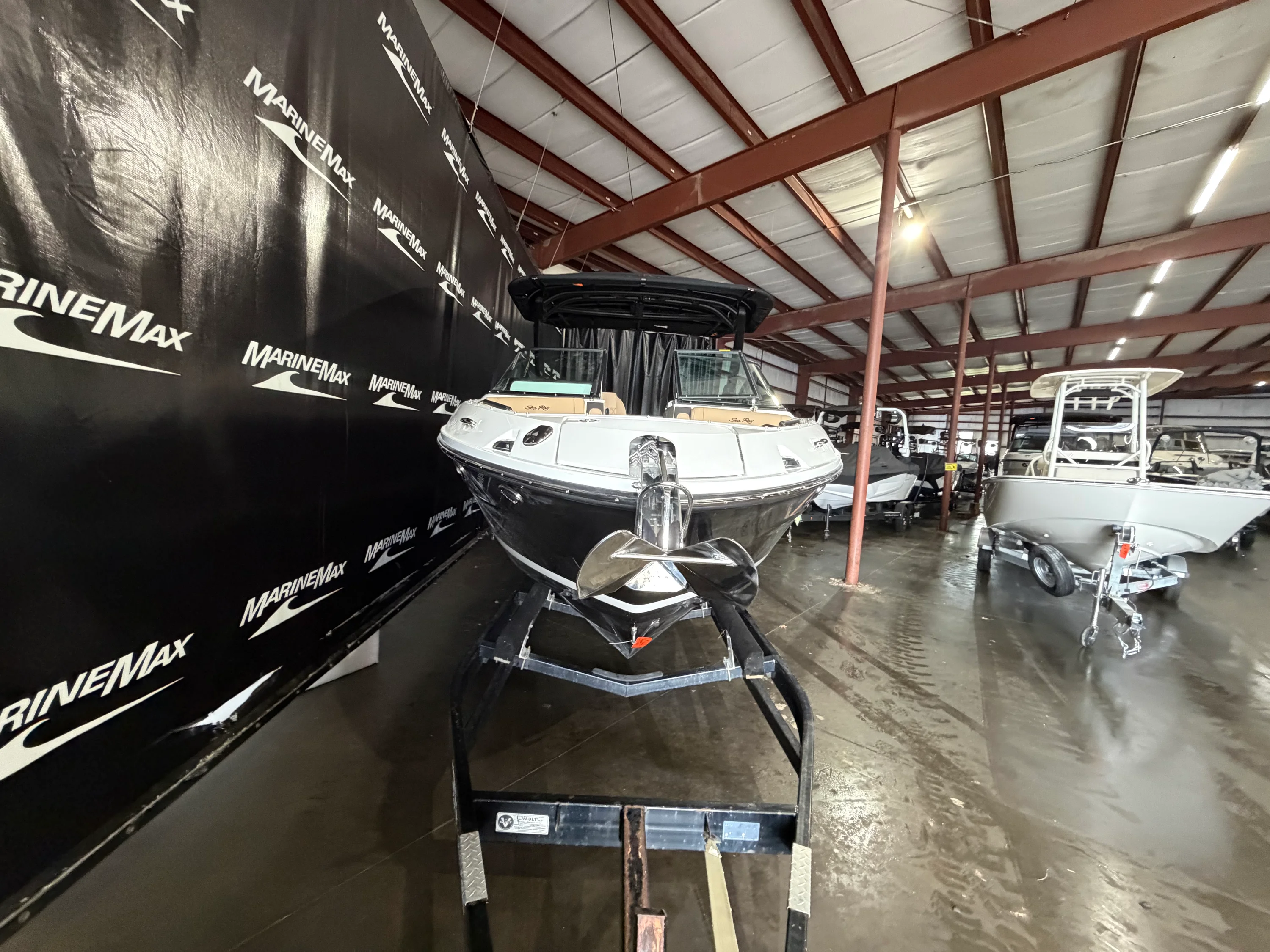 2026 Sea Ray SLX 280 Image Thumbnail #2