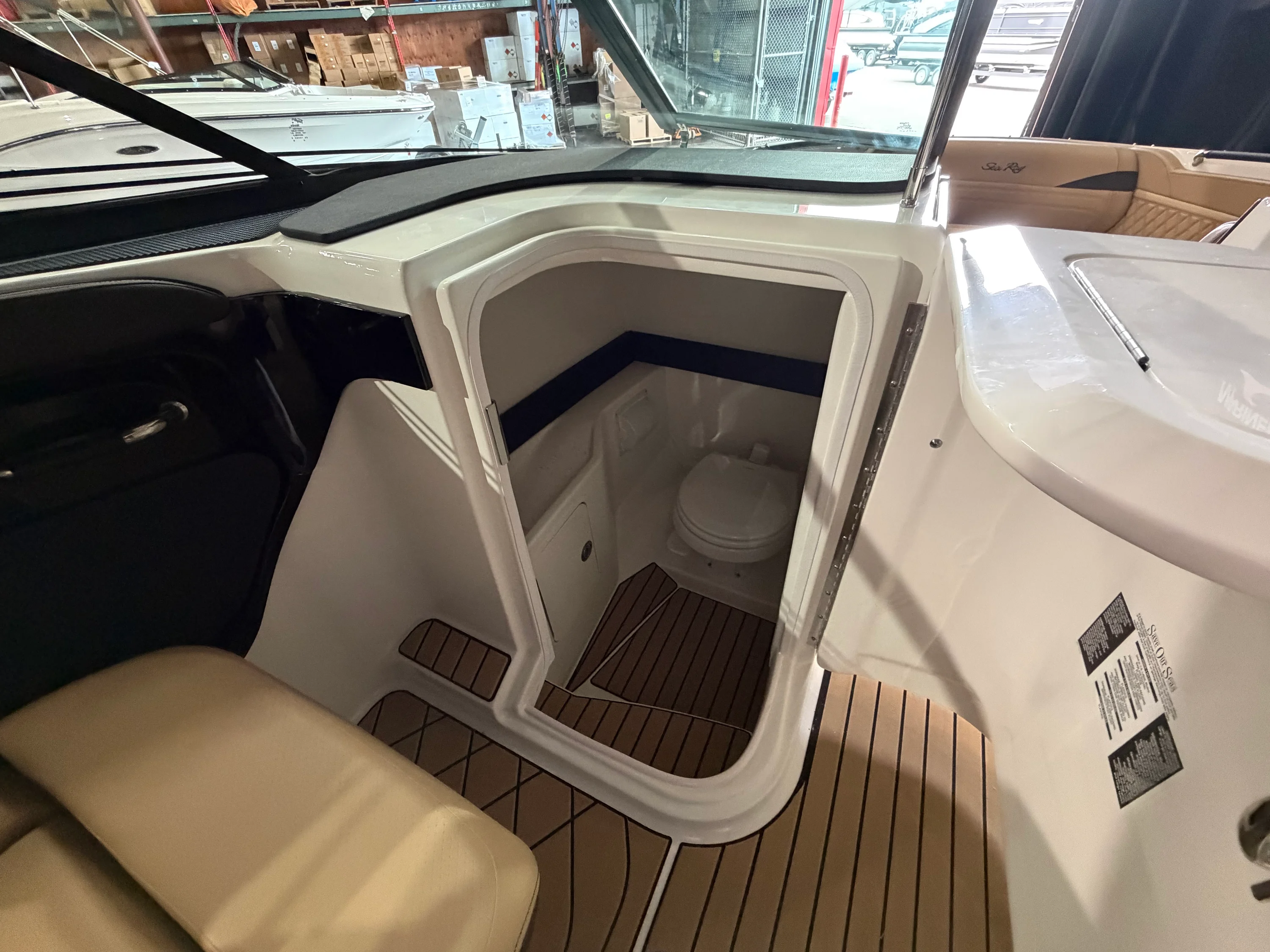 2026 Sea Ray SLX 280 Image Thumbnail #40