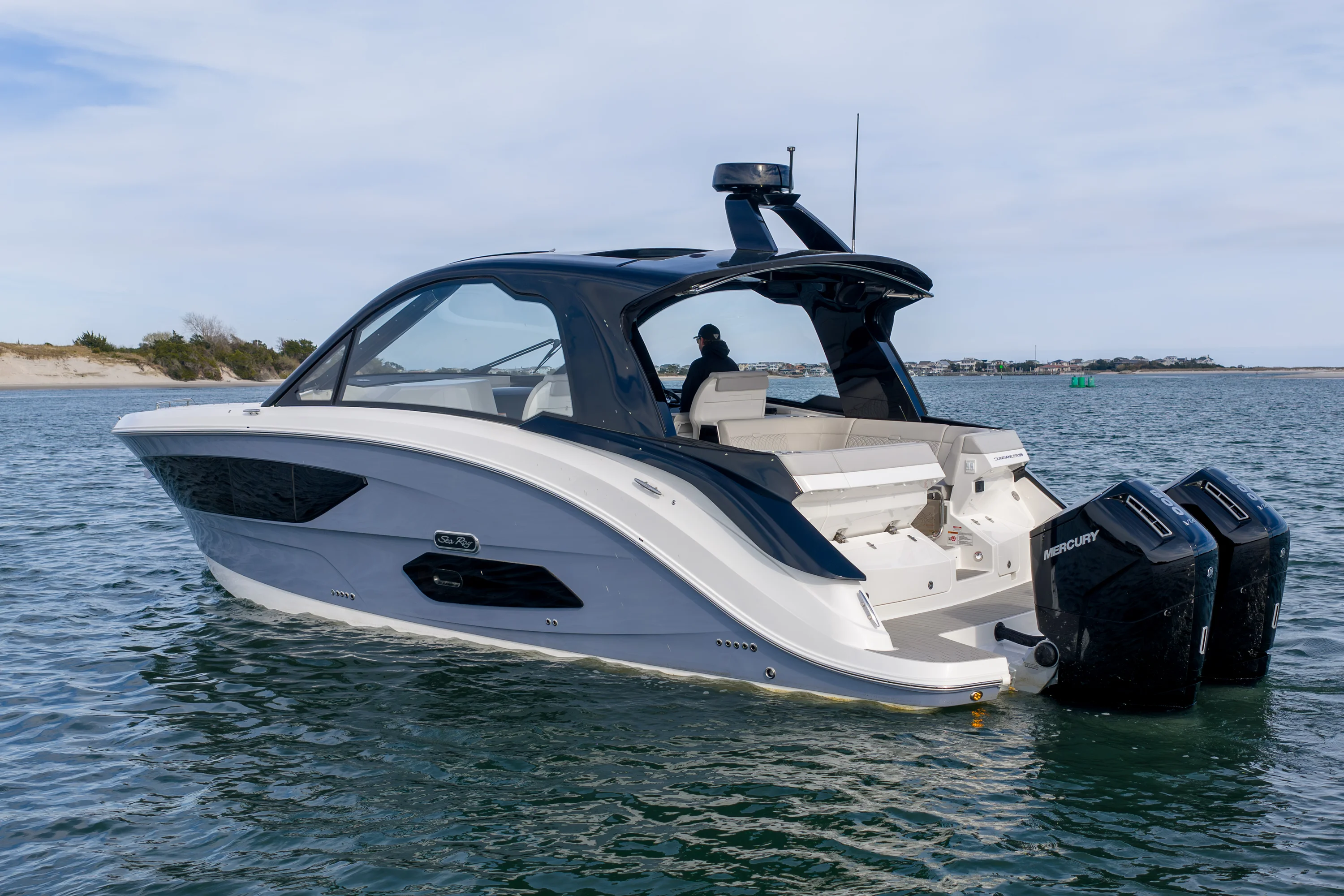 2026 Sea Ray Sundancer 370 Outboard Image Thumbnail #2