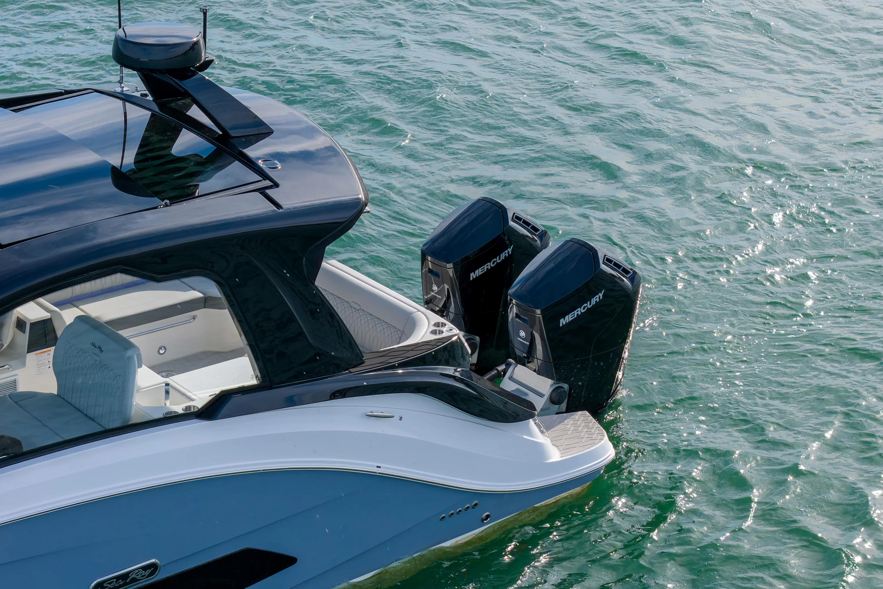 2026 Sea Ray Sundancer 370 Outboard Image Thumbnail #7