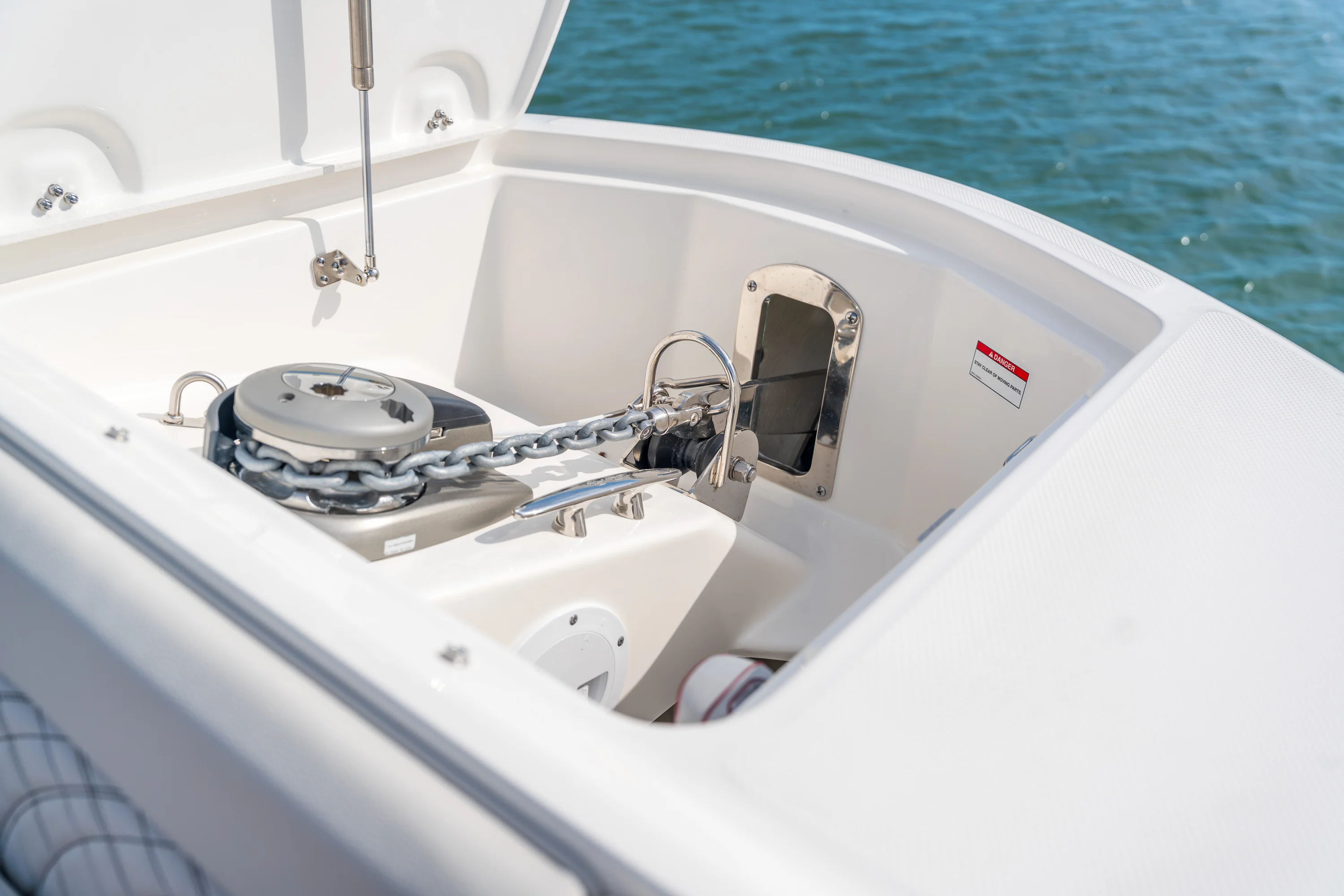 2026 Sea Ray Sundancer 370 Outboard Image Thumbnail #42