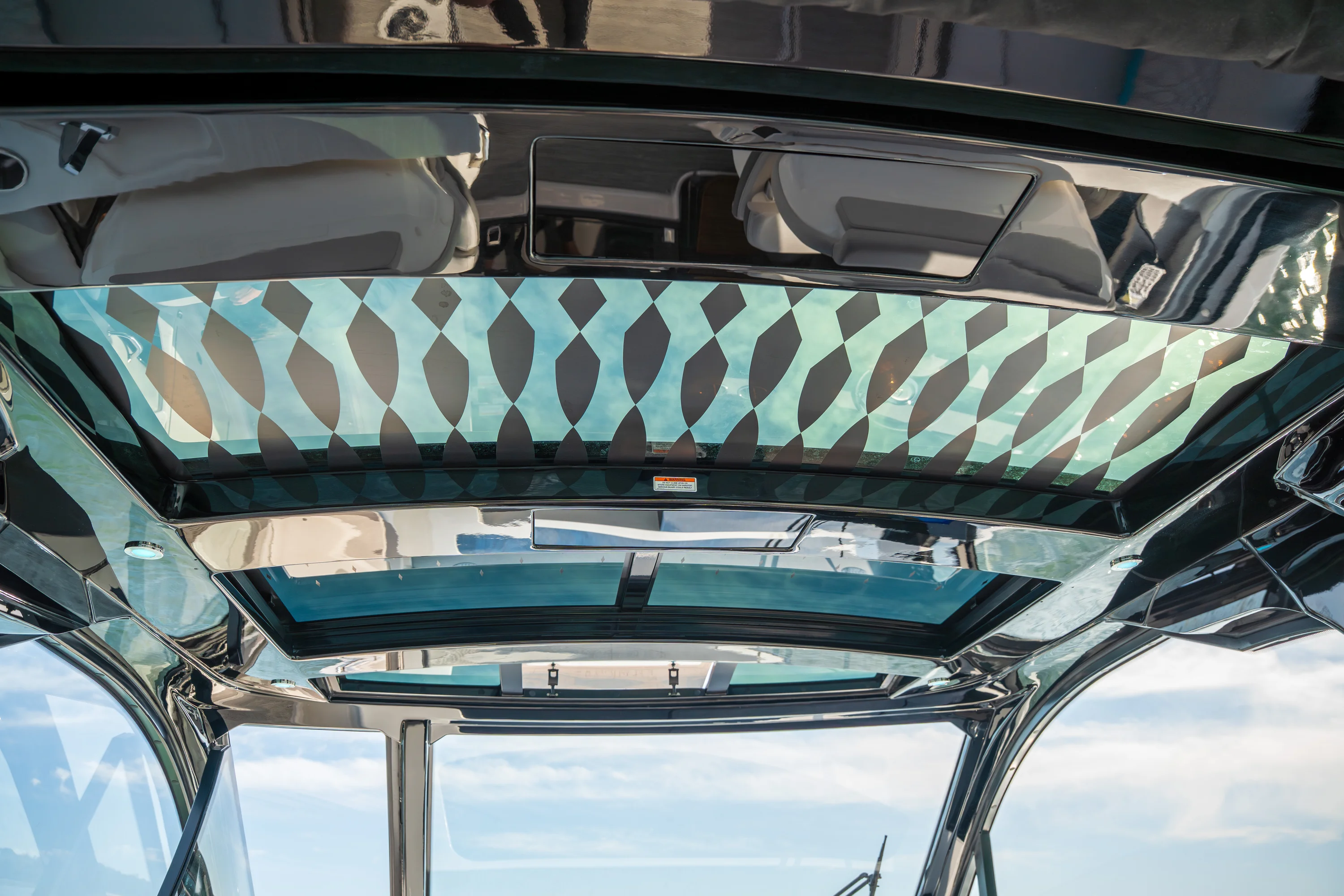 2026 Sea Ray Sundancer 370 Outboard Image Thumbnail #18