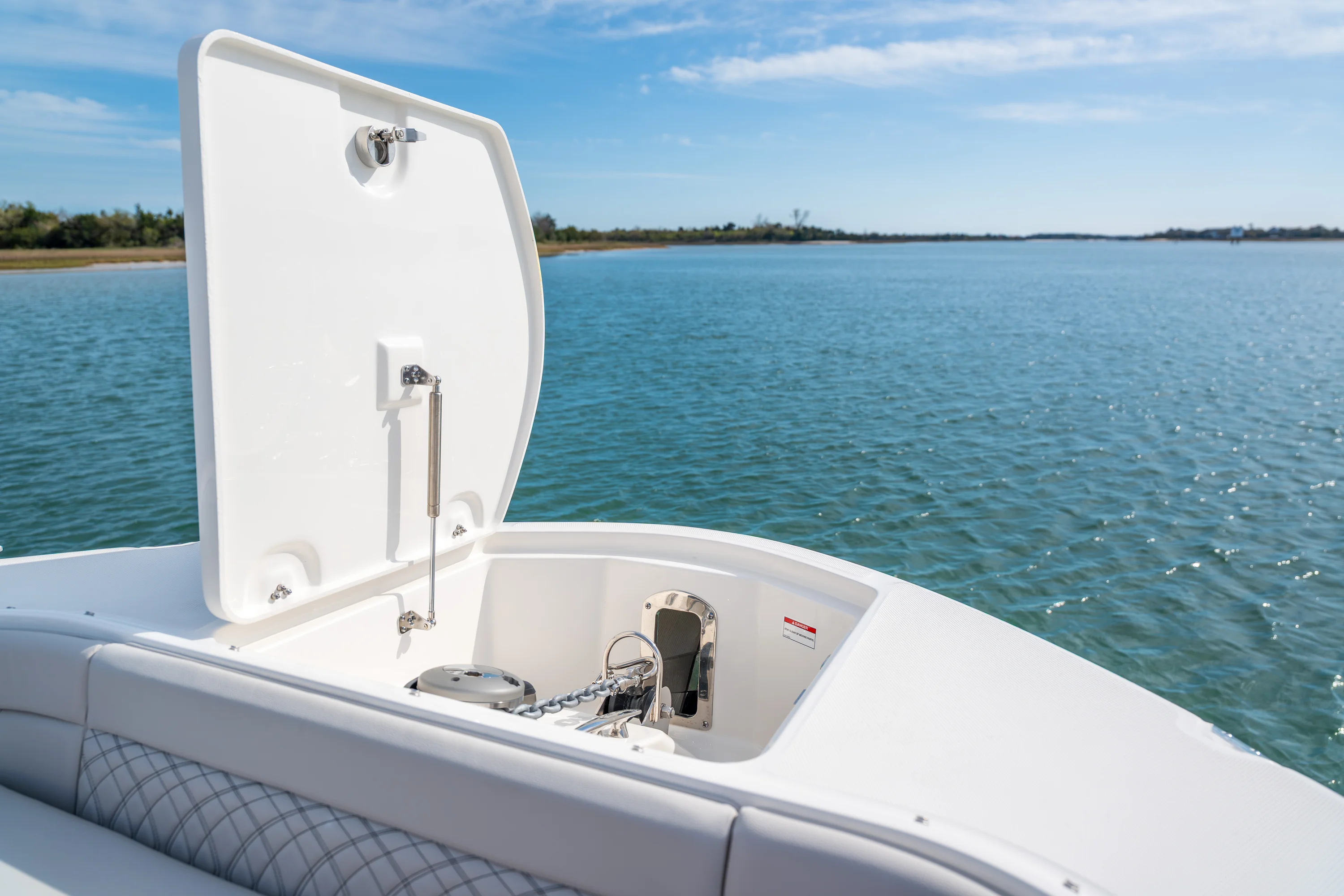 2026 Sea Ray Sundancer 370 Outboard Image Thumbnail #44