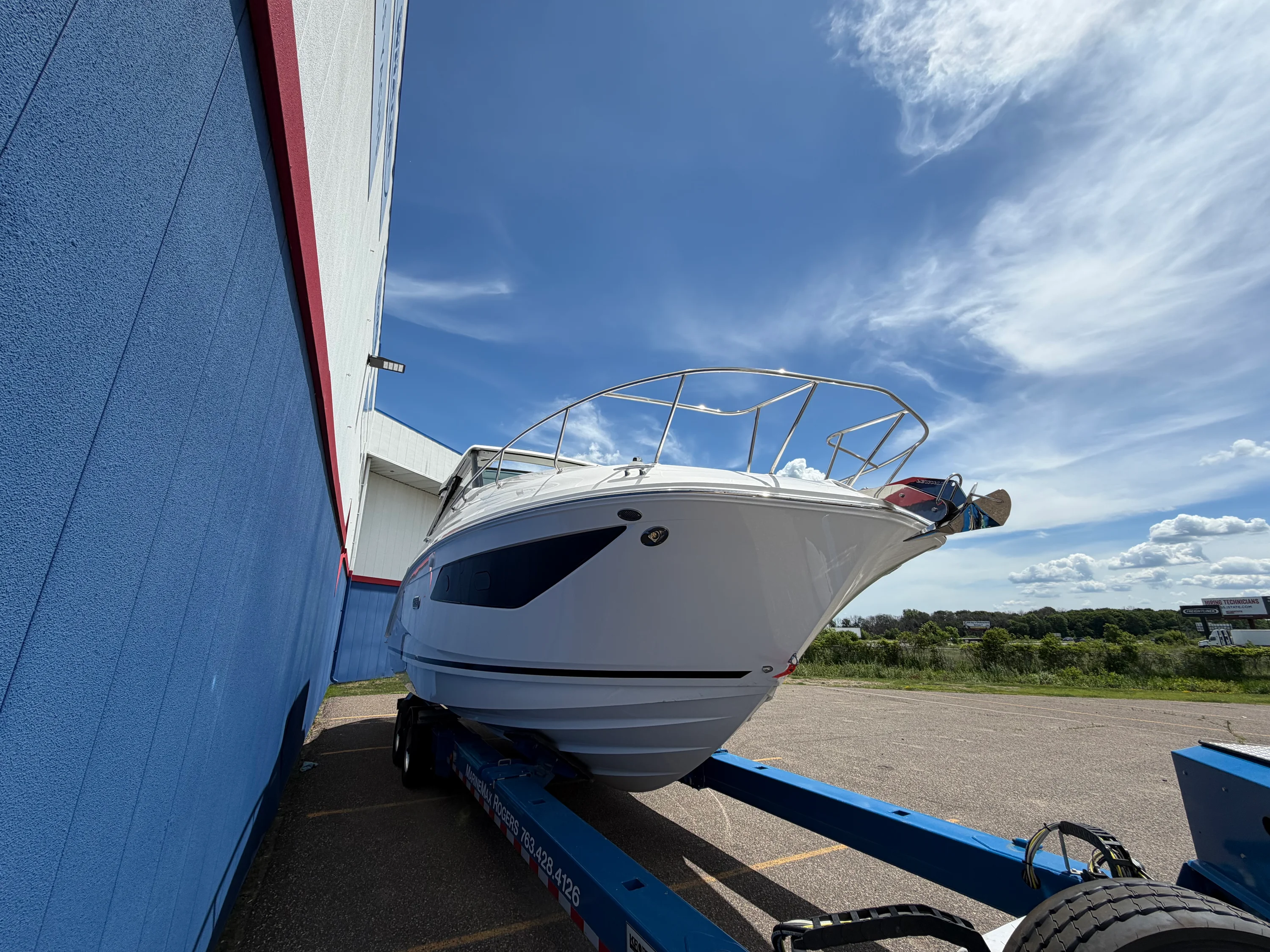 2026 Sea Ray Sundancer 320 Image Thumbnail #1