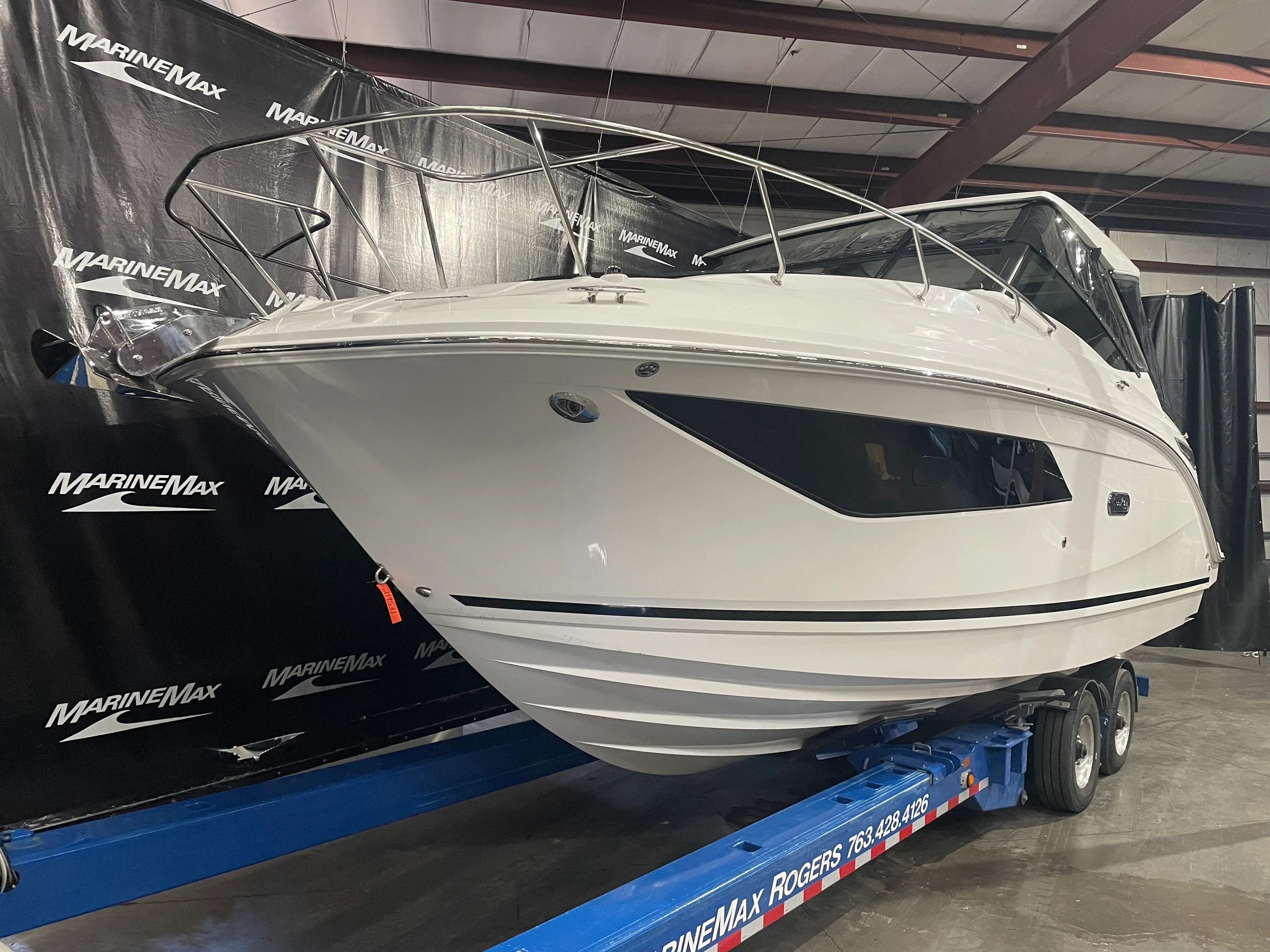 2026 Sea Ray Sundancer 320 Image Thumbnail #3