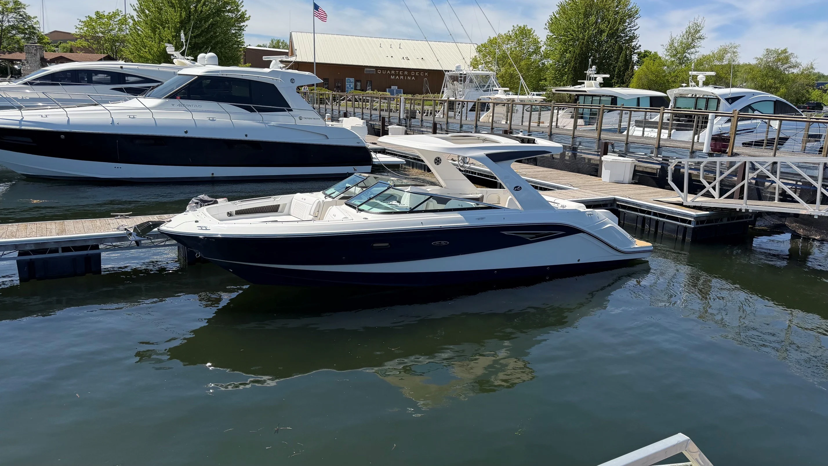 2026 Sea Ray SLX 310 Image Thumbnail #1