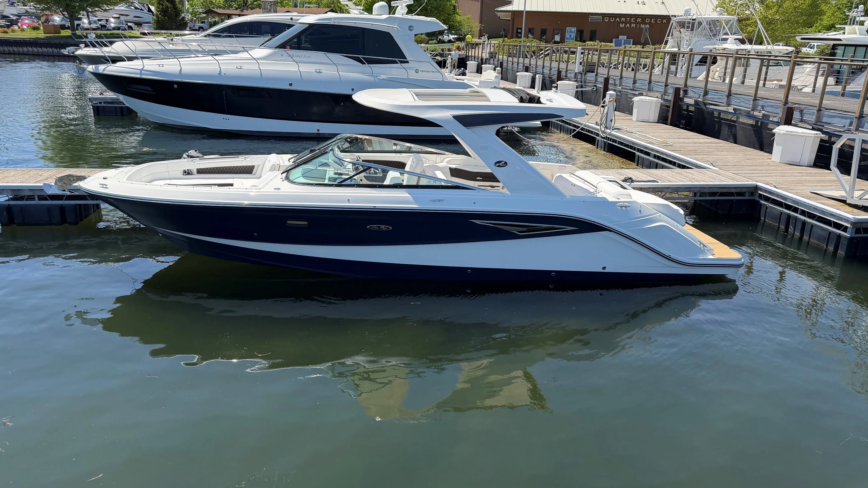 2026 Sea Ray SLX 310 Image Thumbnail #2