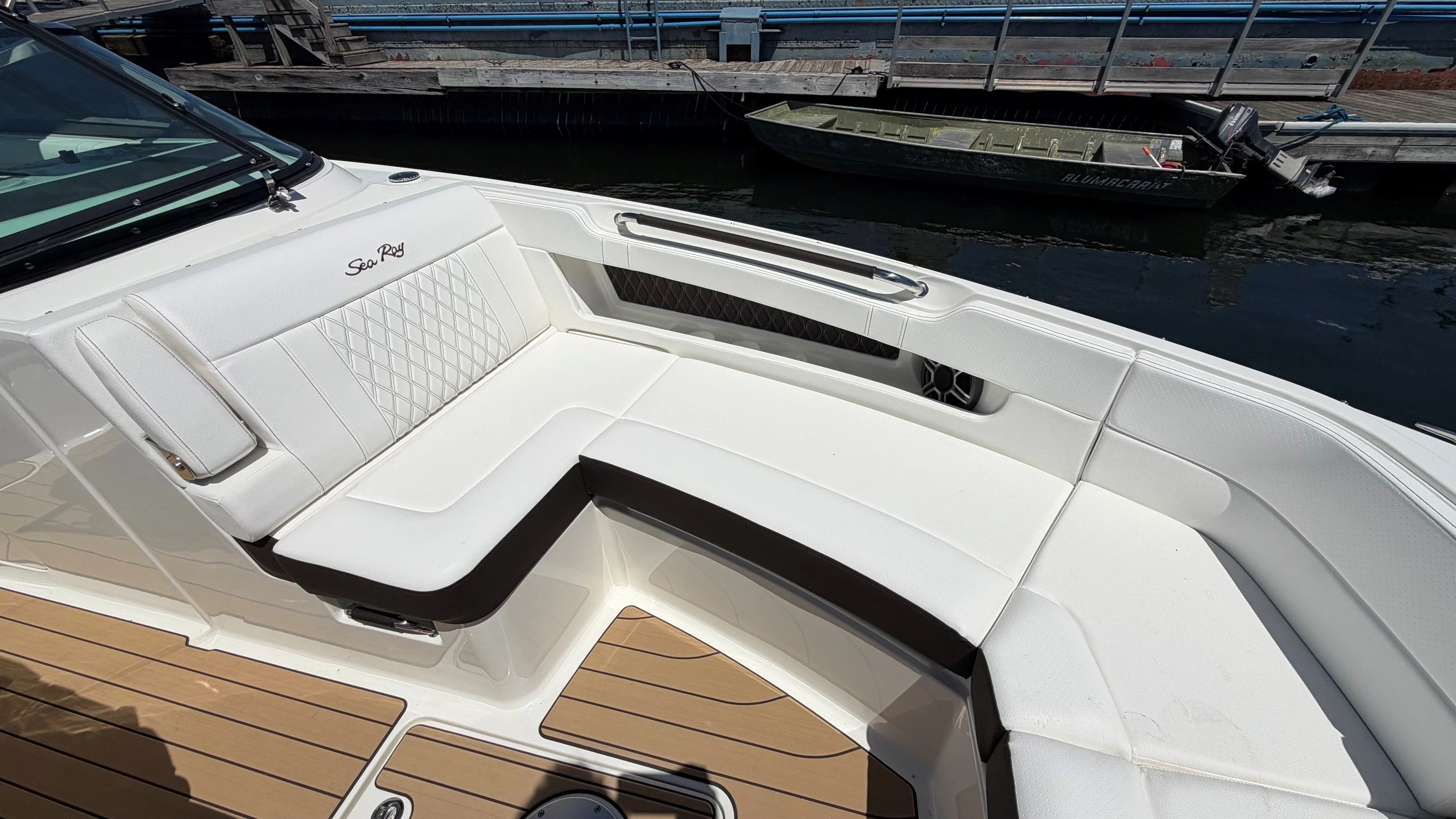 2026 Sea Ray SLX 310 Image Thumbnail #23