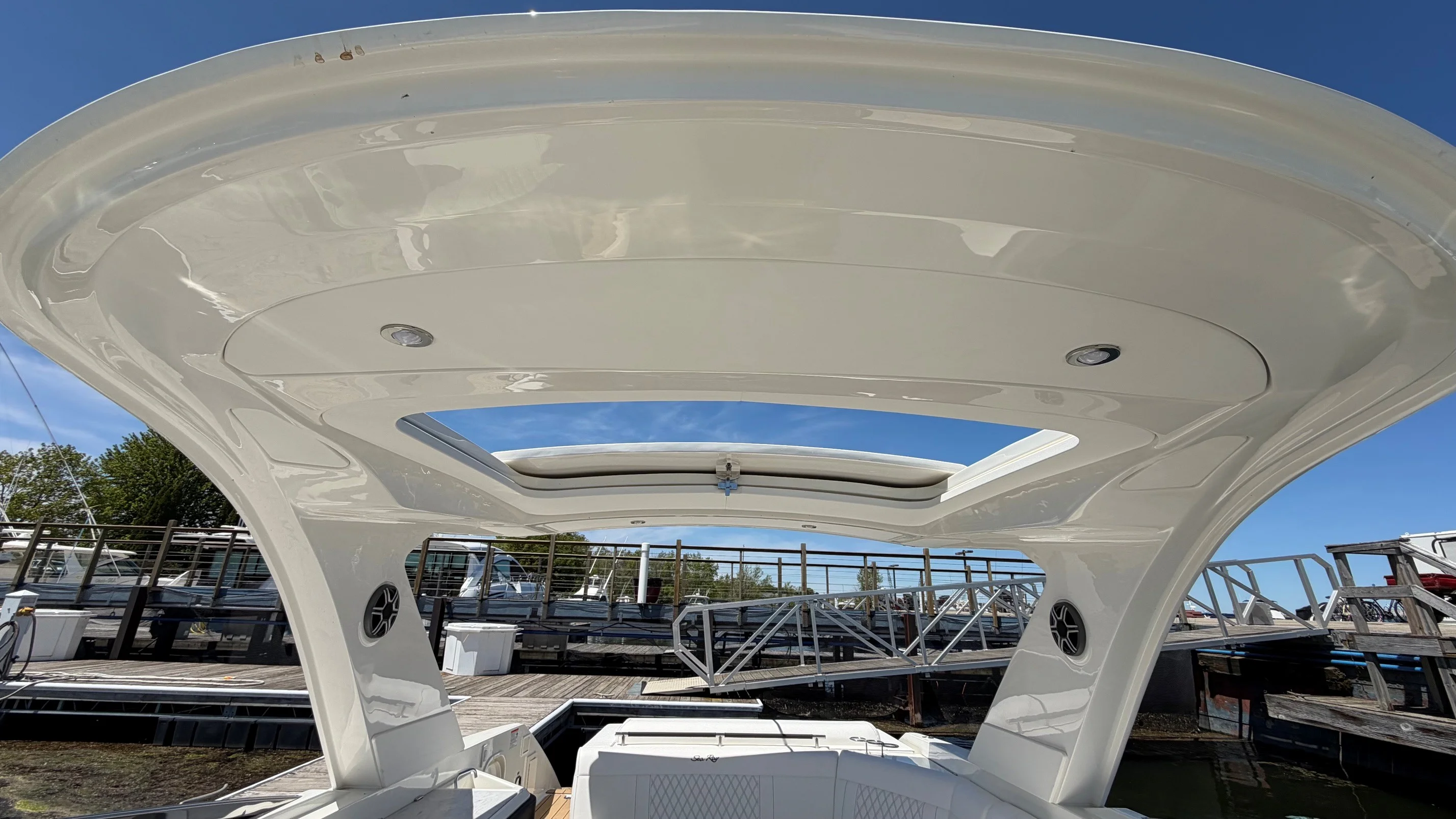 2026 Sea Ray SLX 310 Image Thumbnail #15