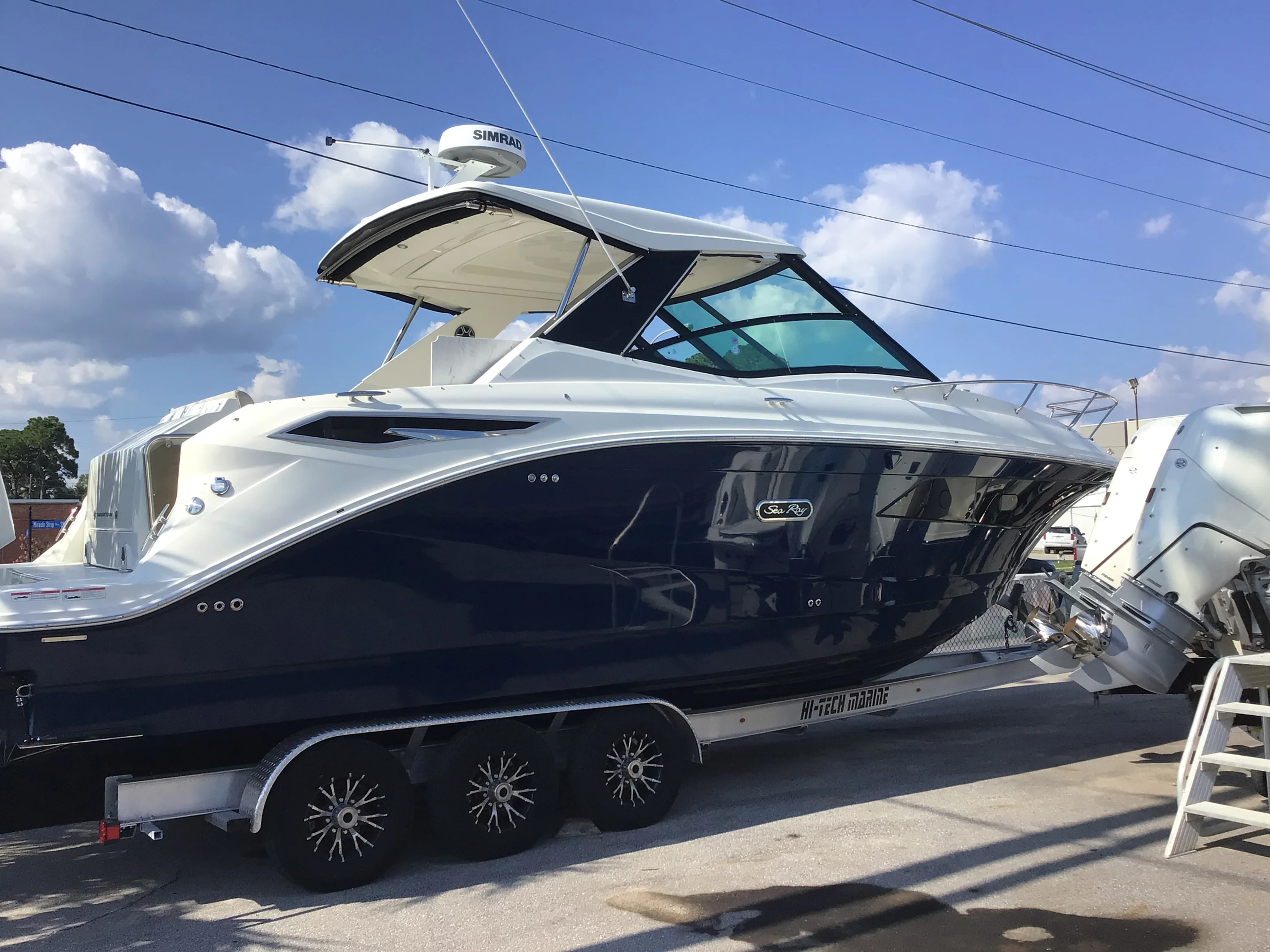2026 Sea Ray Sundancer 320 Outboard Image Thumbnail #0