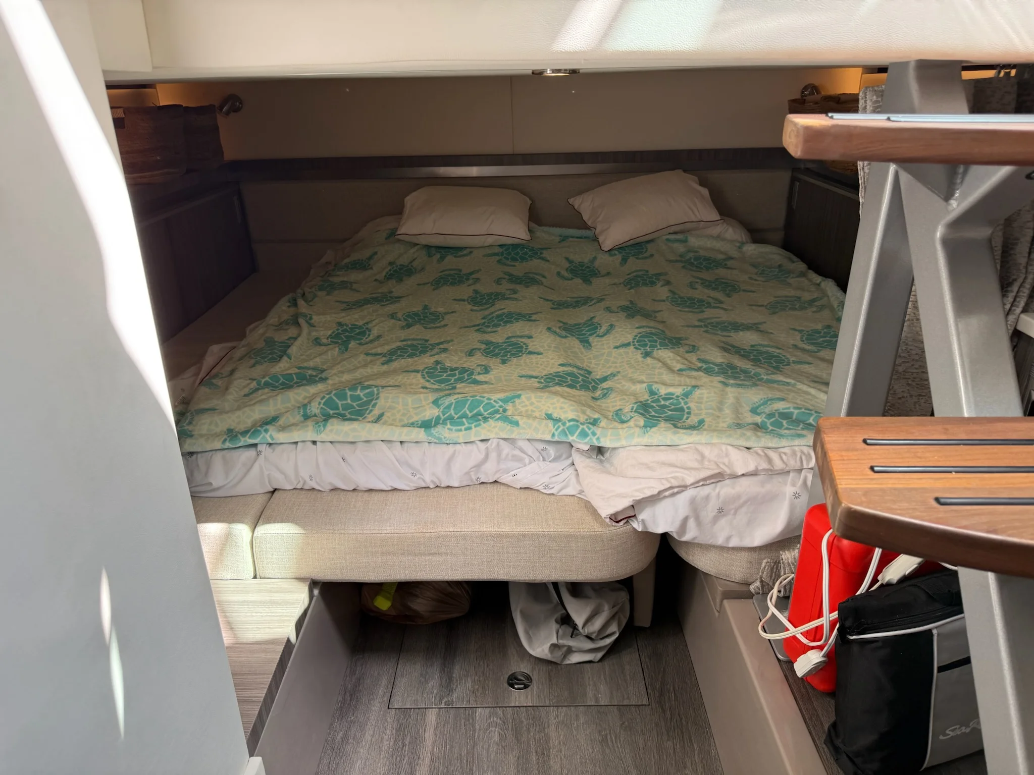 2023 Sea Ray 320 SUNDANCER OB Image Thumbnail #59