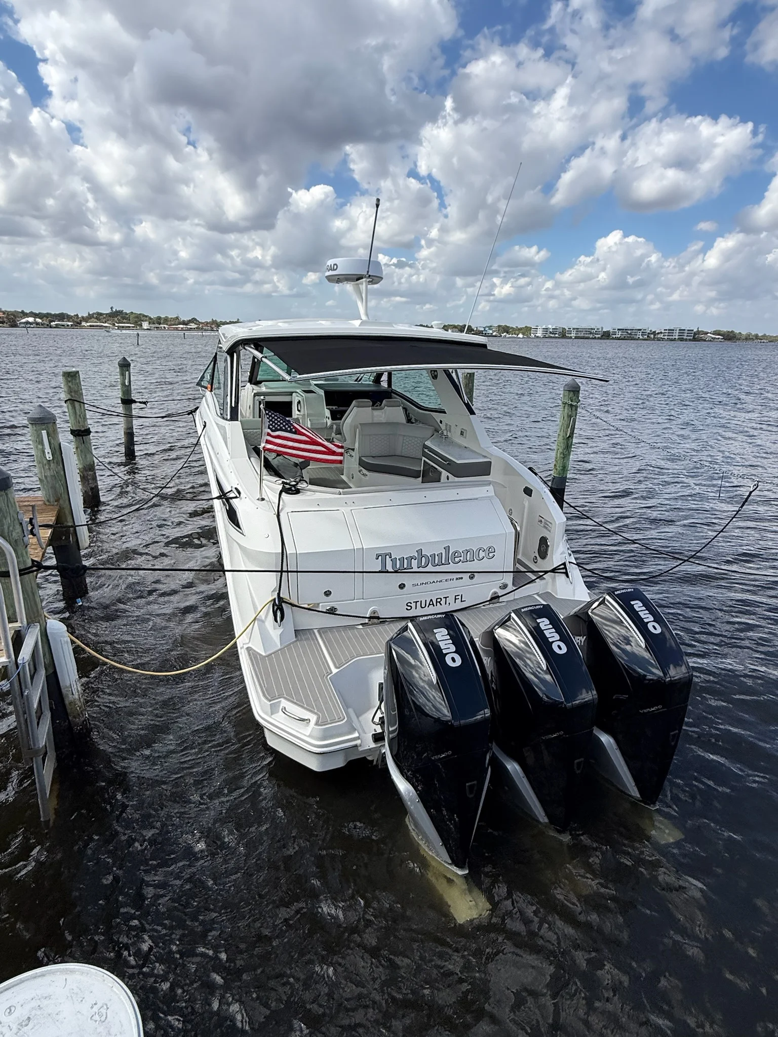 2023 Sea Ray 320 SUNDANCER OB Image Thumbnail #3