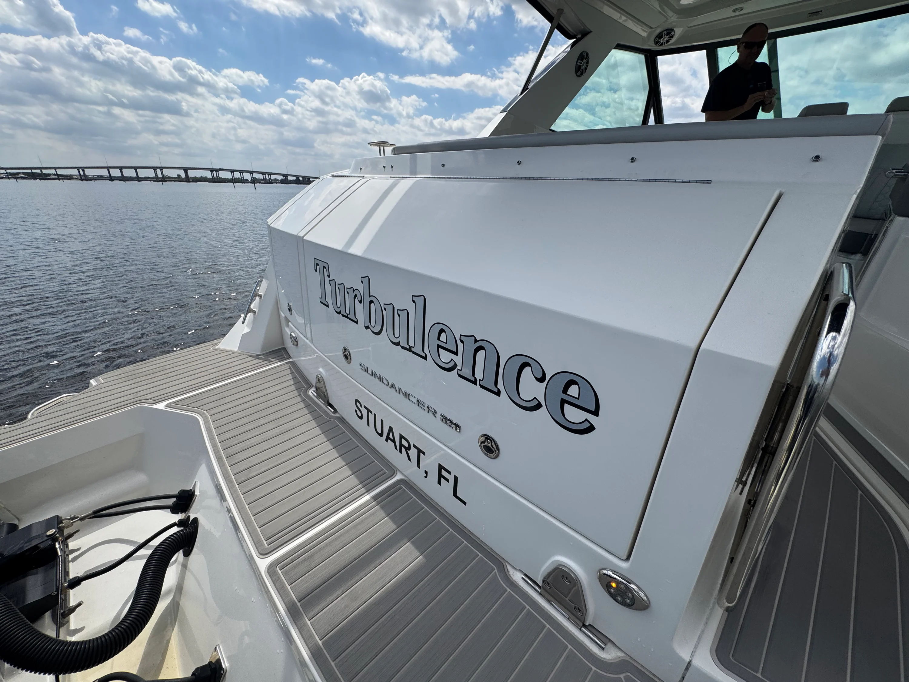 2023 Sea Ray 320 SUNDANCER OB Image Thumbnail #16