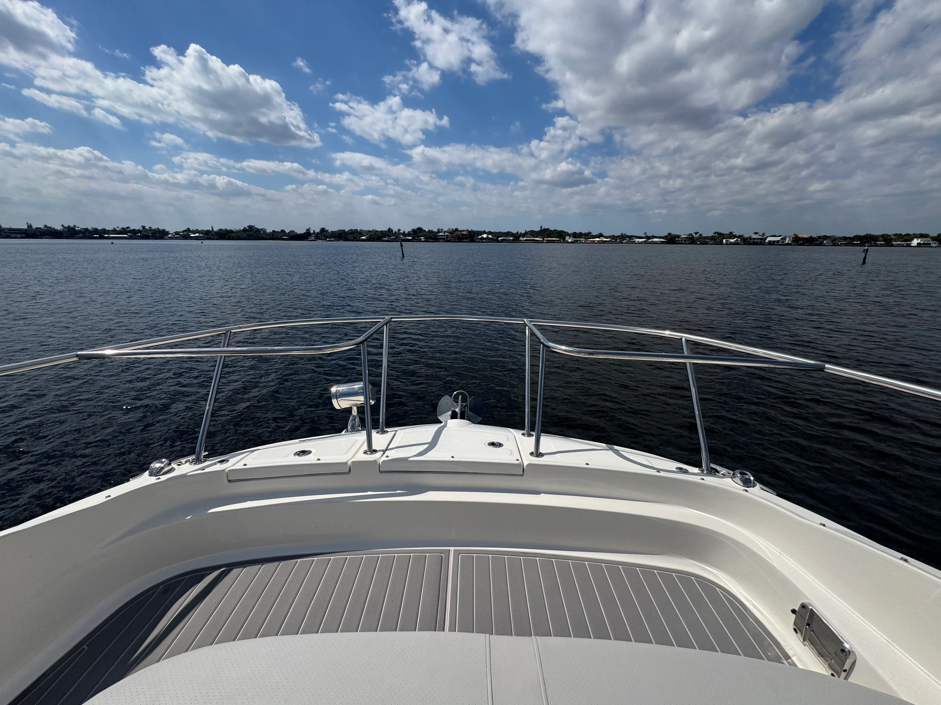 2023 Sea Ray 320 SUNDANCER OB Image Thumbnail #45