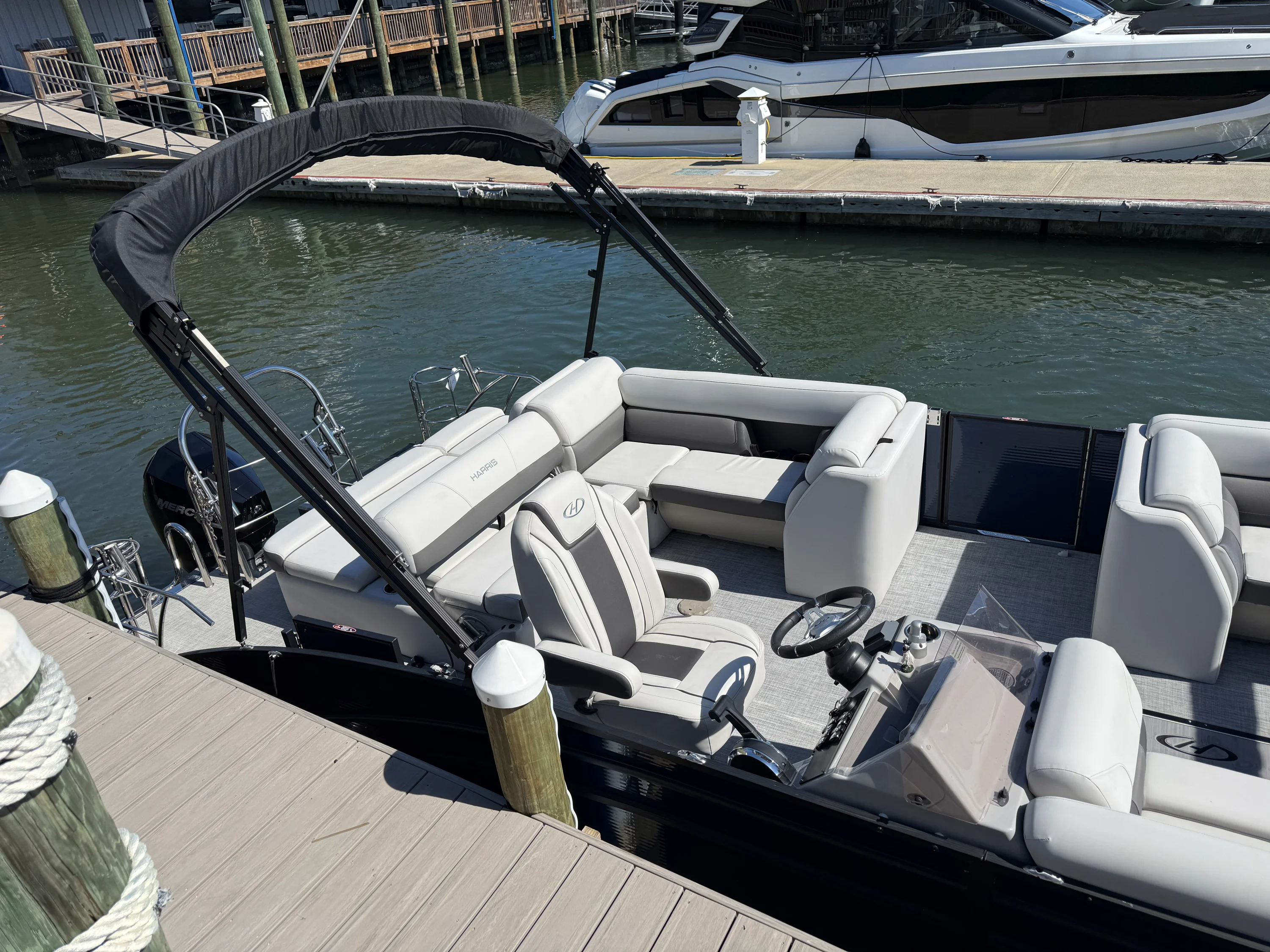 2023 Harris 230 CRUISER Image Thumbnail #2