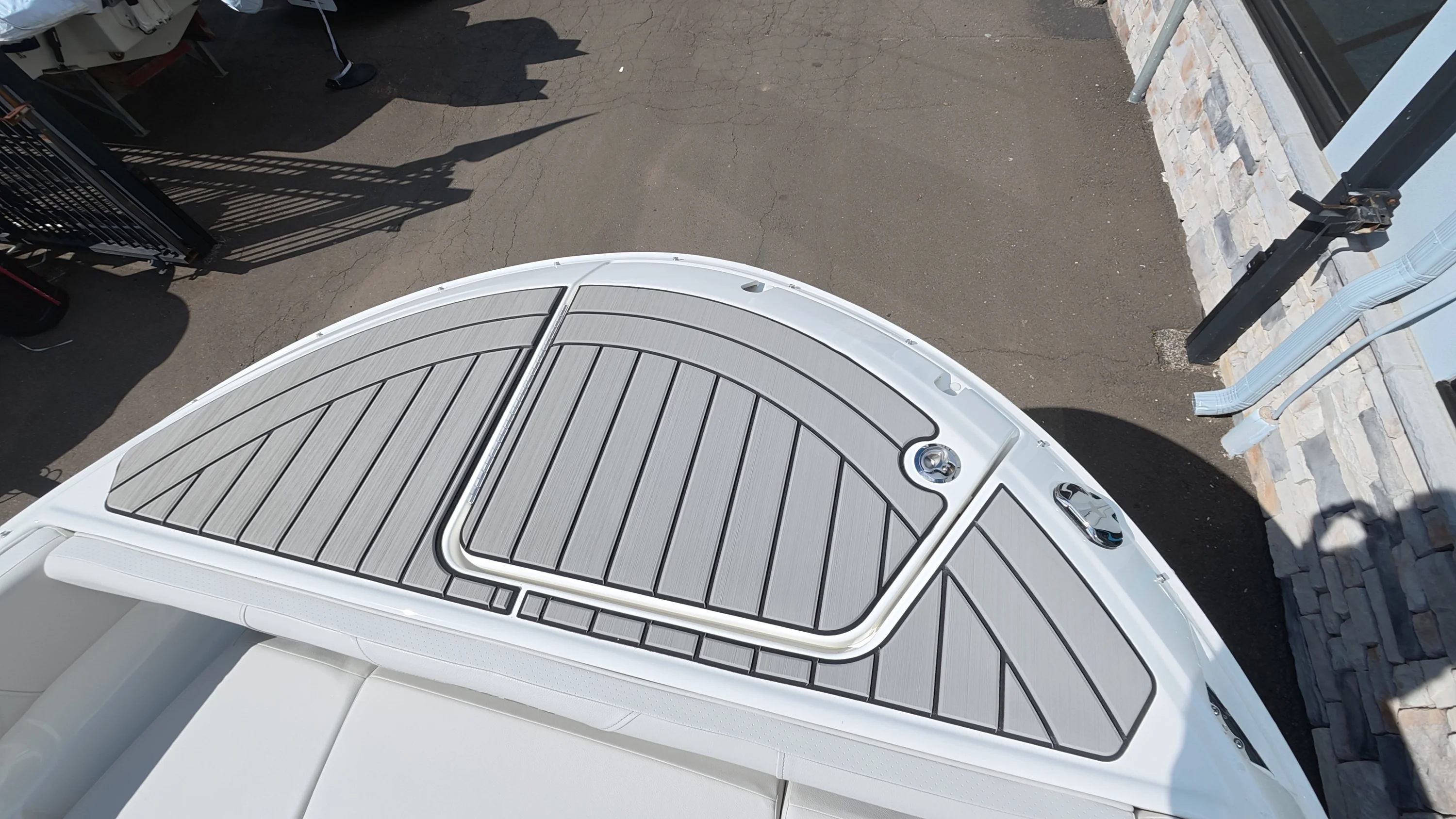 2026 Sea Ray SDX 270 Outboard Image Thumbnail #56